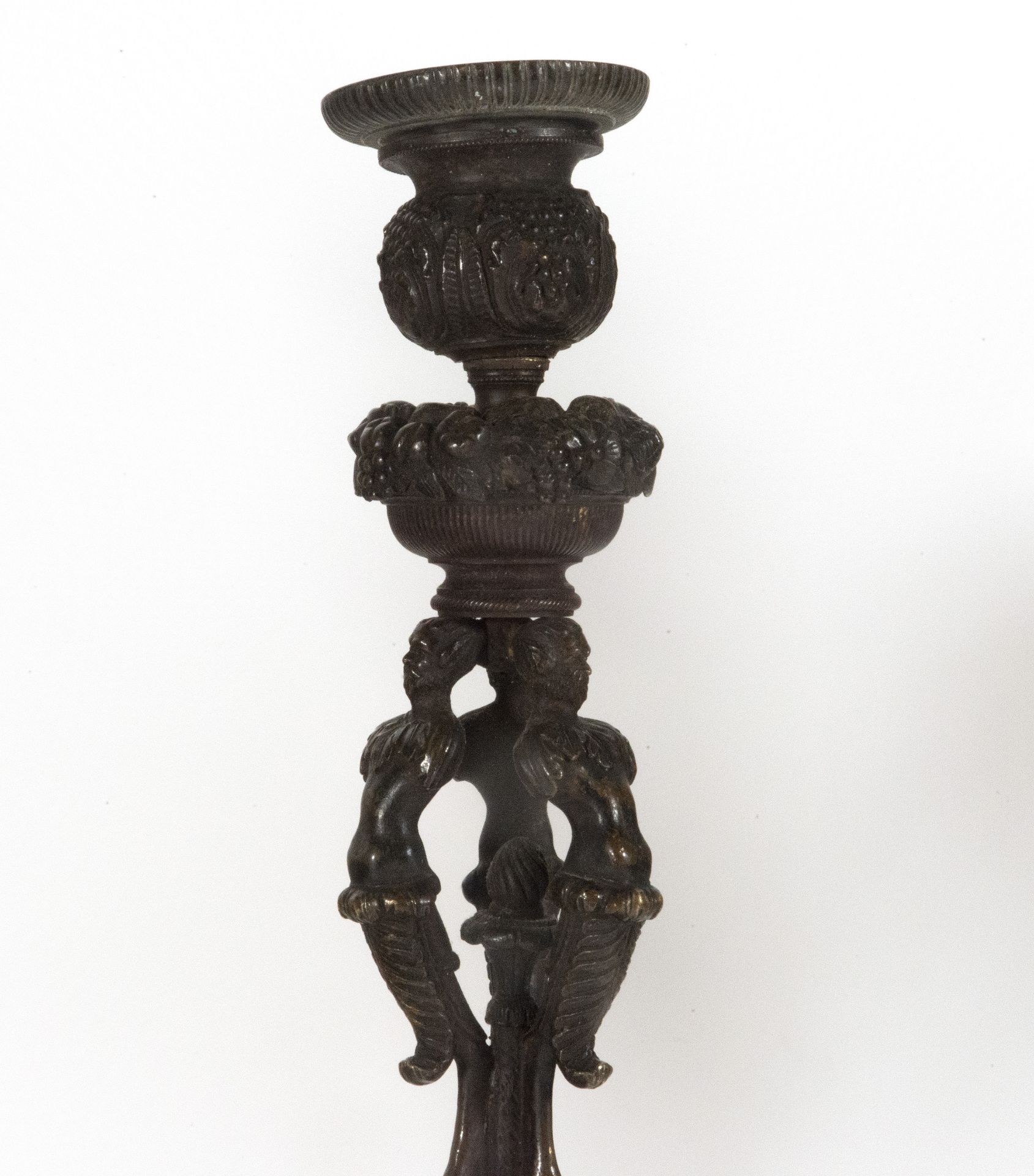 Pair of Renaissance Style Candelabras from Padua in patinated bronze, 19th century - Image 3 of 3