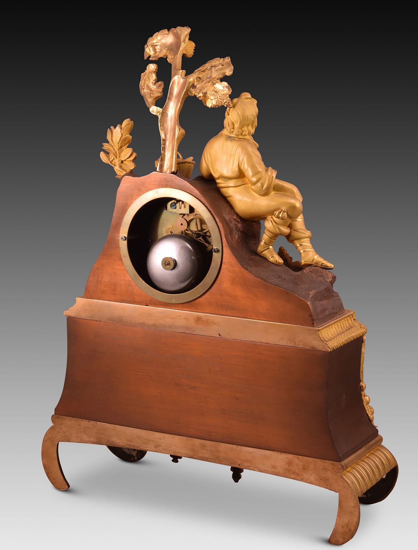 Table clock with lantern. Bronze, wood, glass. XIX century
 - Image 5 of 8