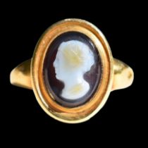 Gold ring with an agate cameo of a woman. Italian, 18th century.