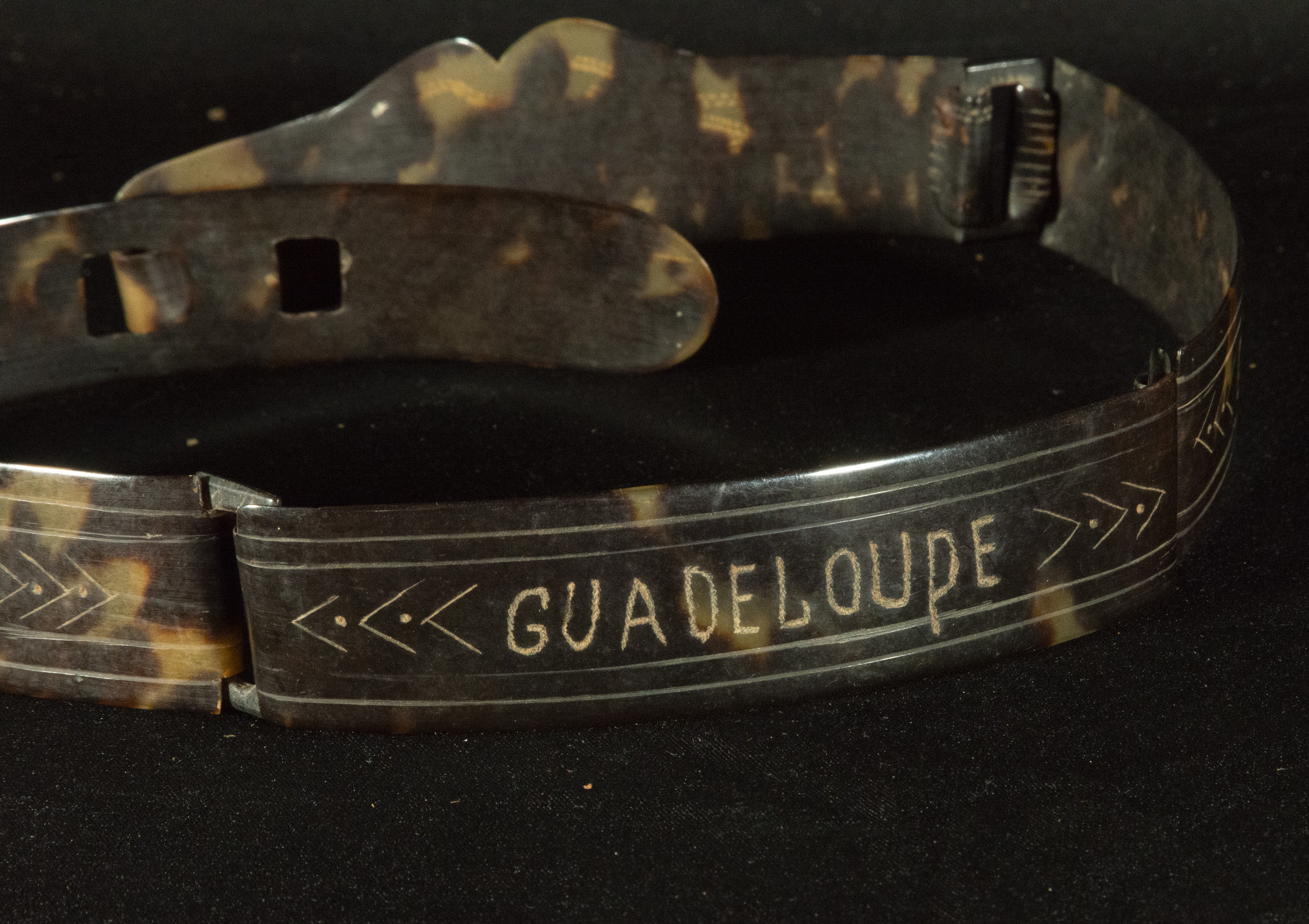 Rare French colonial belt in tortoiseshell, with Lady's name and engraved flourishes - Image 3 of 4