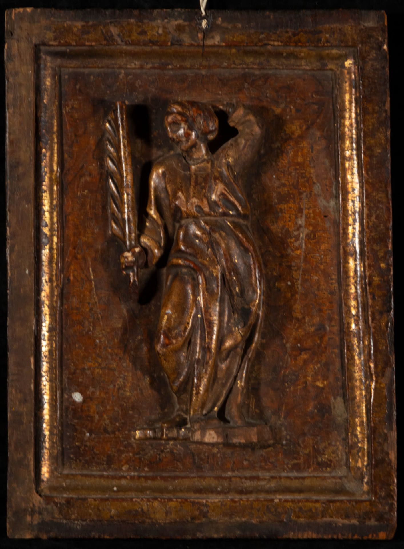 Interesting Tabernacle door type relief in wood in its color, Northern Castile, 15th - 16th century,