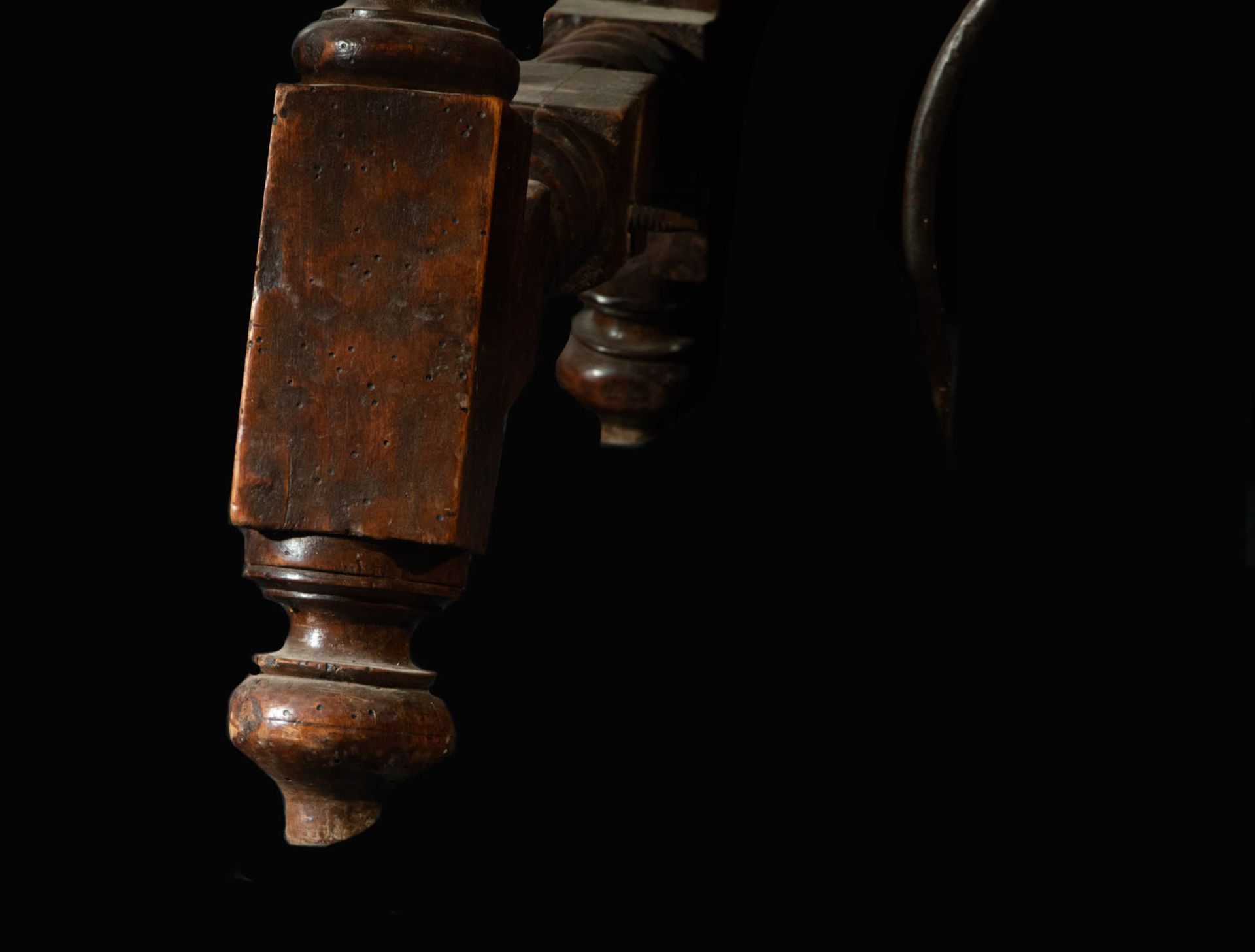 Castilian Lyre Leg Table, 16th century - Image 5 of 7