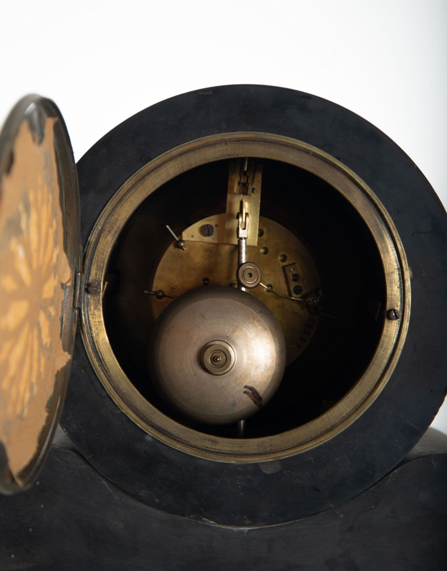 Black marble, gilt bronze and mercury pendulum garniture, 19th - 20th century - Image 12 of 12