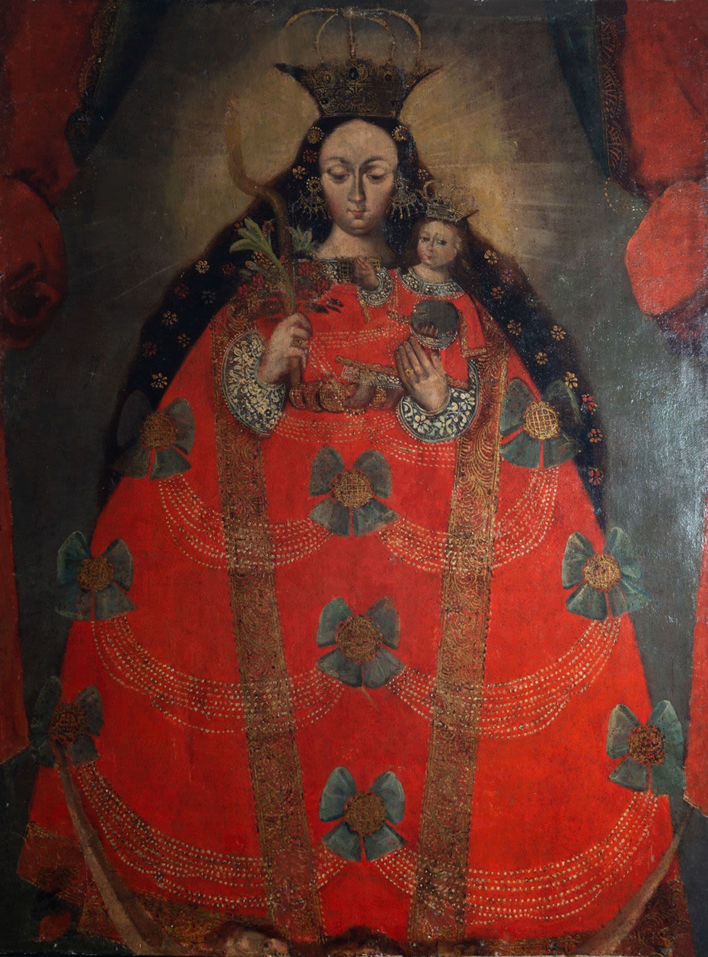 Large Virgin with Child, Cuzco colonial school from the 17th century