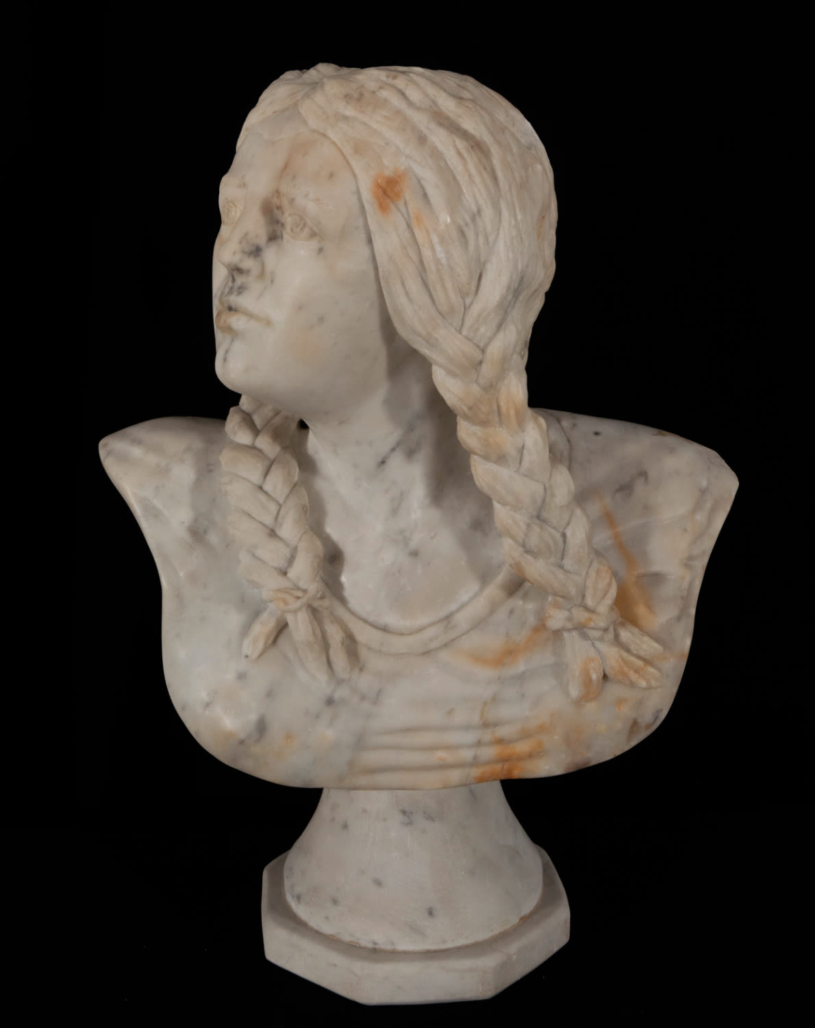 Pair of decorative busts of a Roman legionnaire and maiden, in marble, 19th century - Image 2 of 7