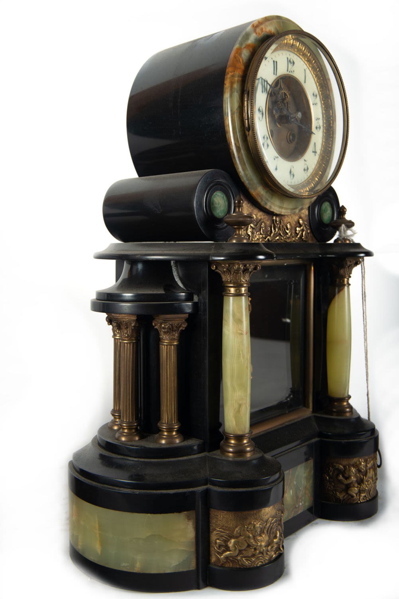 Black marble garniture with mercury pendulum, 19th century - Image 2 of 9