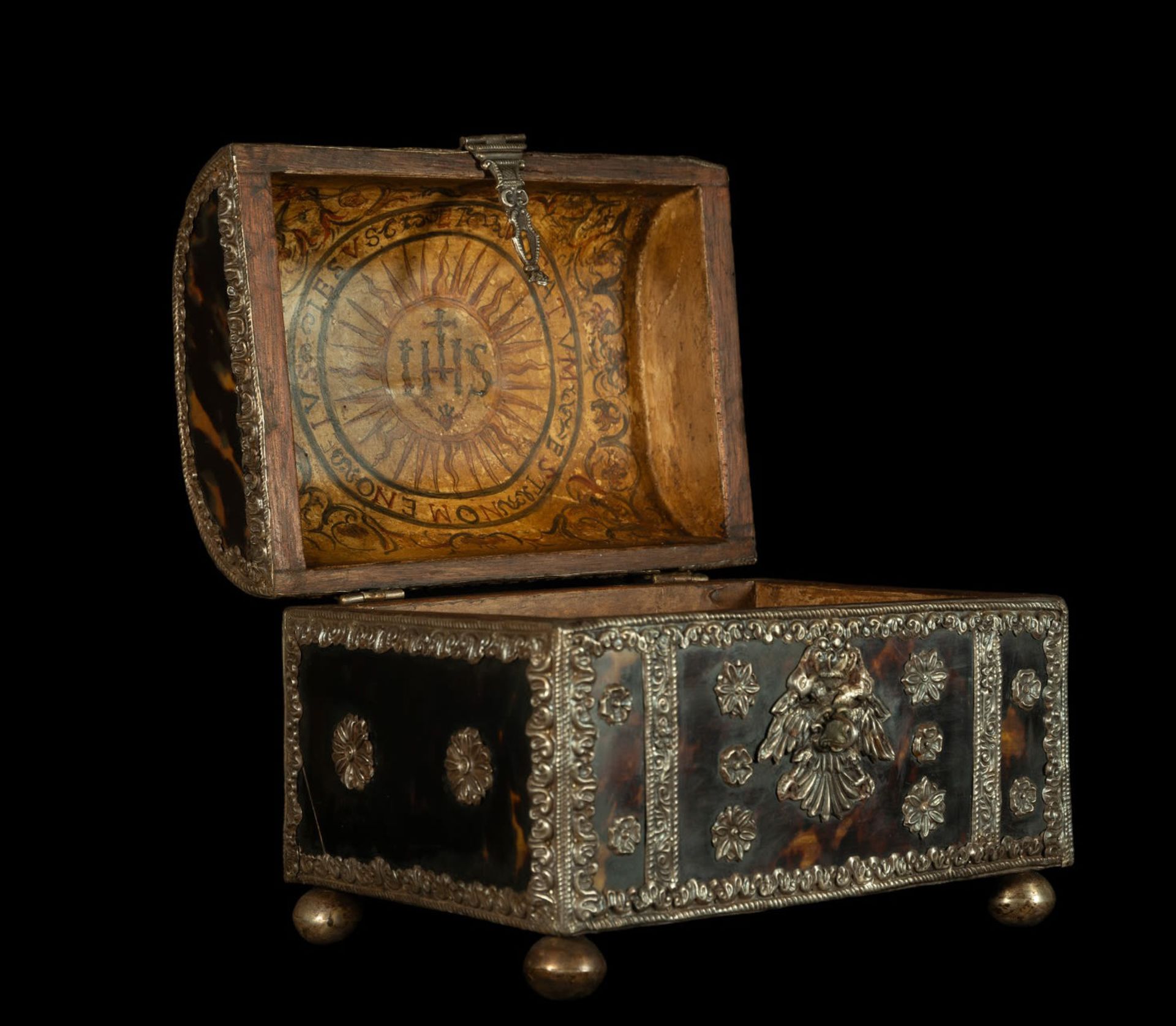 Rare Mexican colonial tabletop chest with emblem of the Company of Jesus, Veracruz, Viceroyalty of N - Image 5 of 6