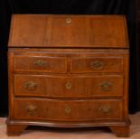 Bureau Carlos III - Carlos IV transition desk in oak wood and walnut and fruit marquetry, 18th centu