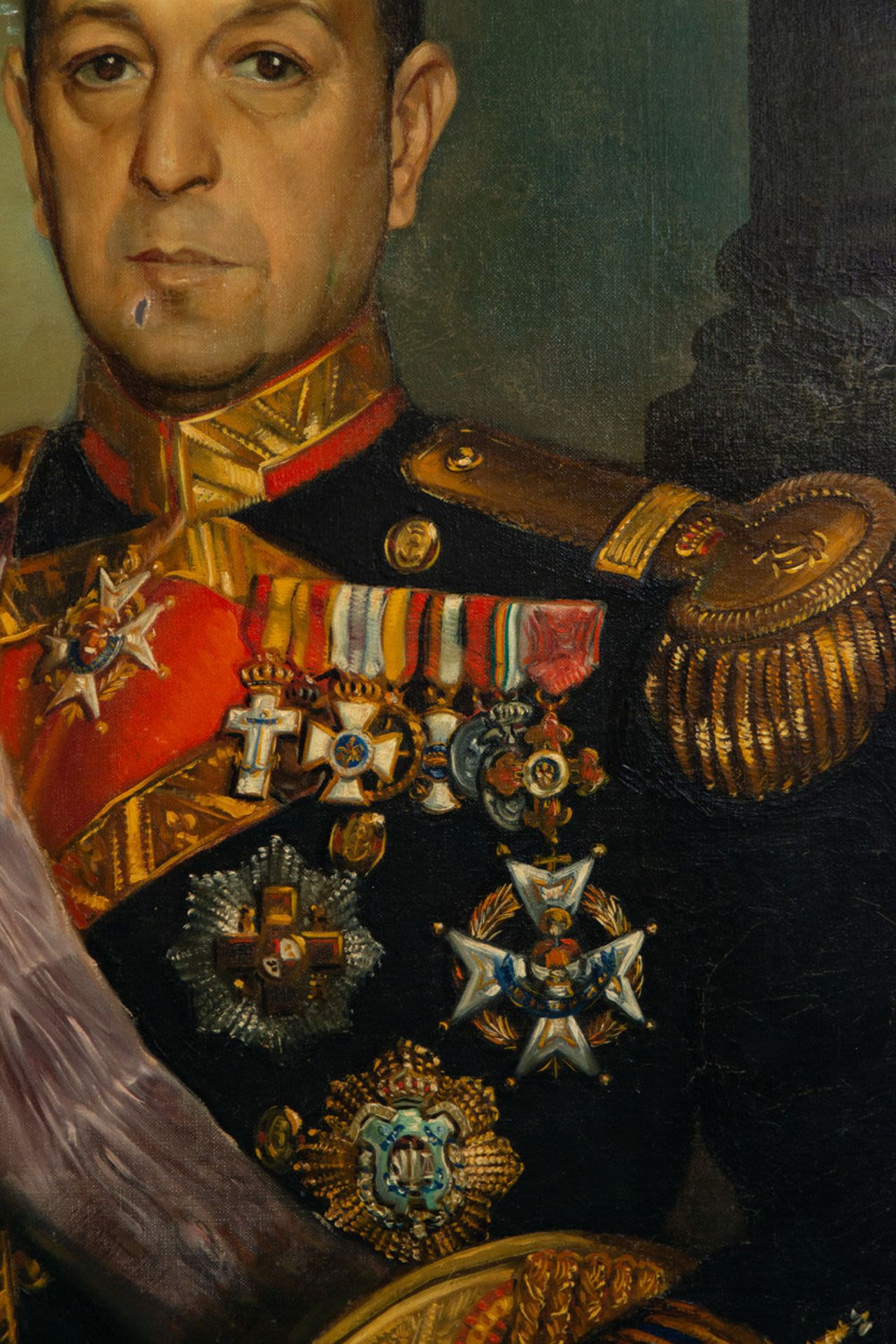 Portrait of Colonel Don Luis Montojo, 20th century Spanish school, signed Bartolomé Valderrama - Image 3 of 5