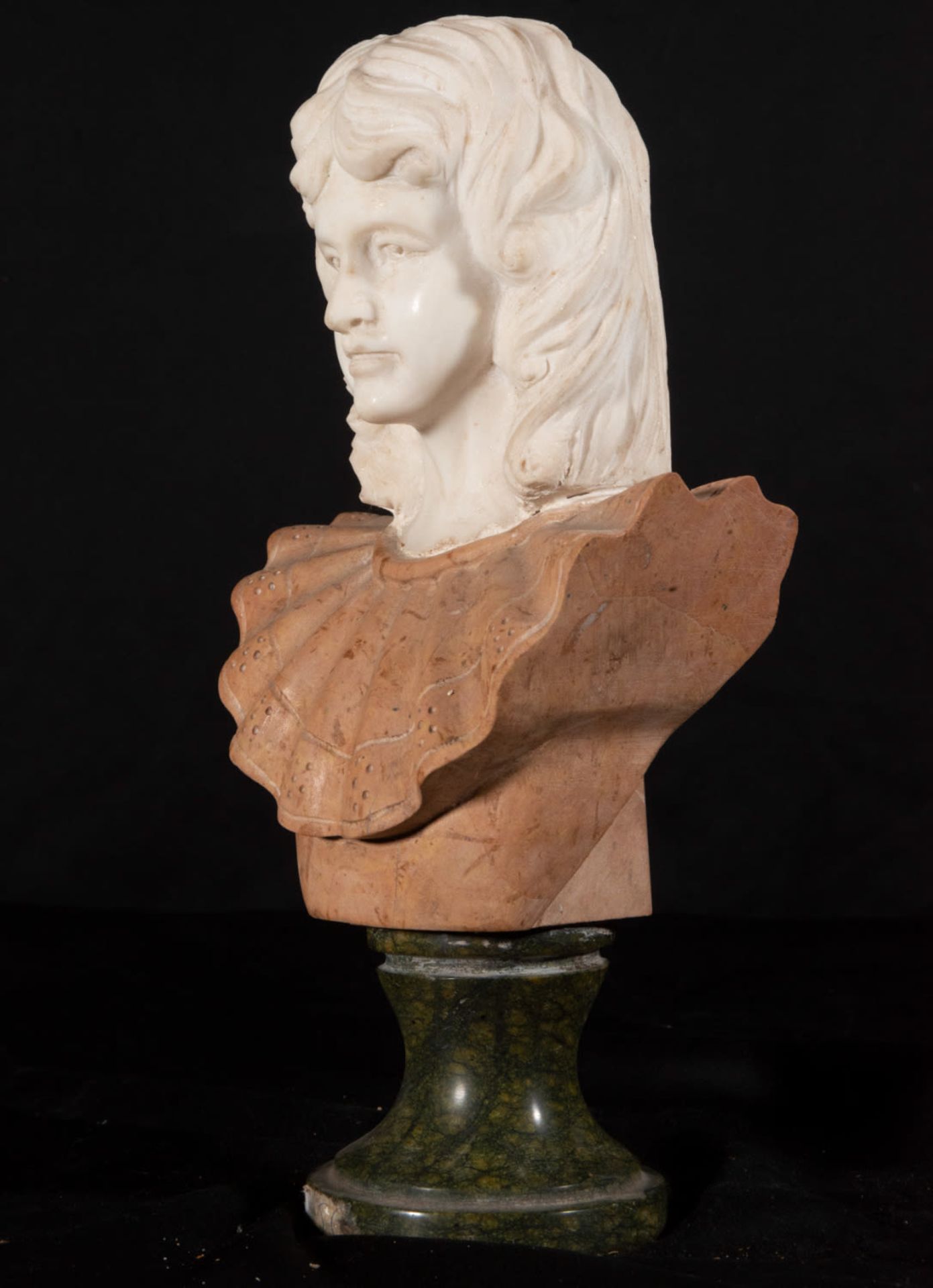 Bust of a young Italian modernist lady, 19th - 20th centuries - Image 3 of 5