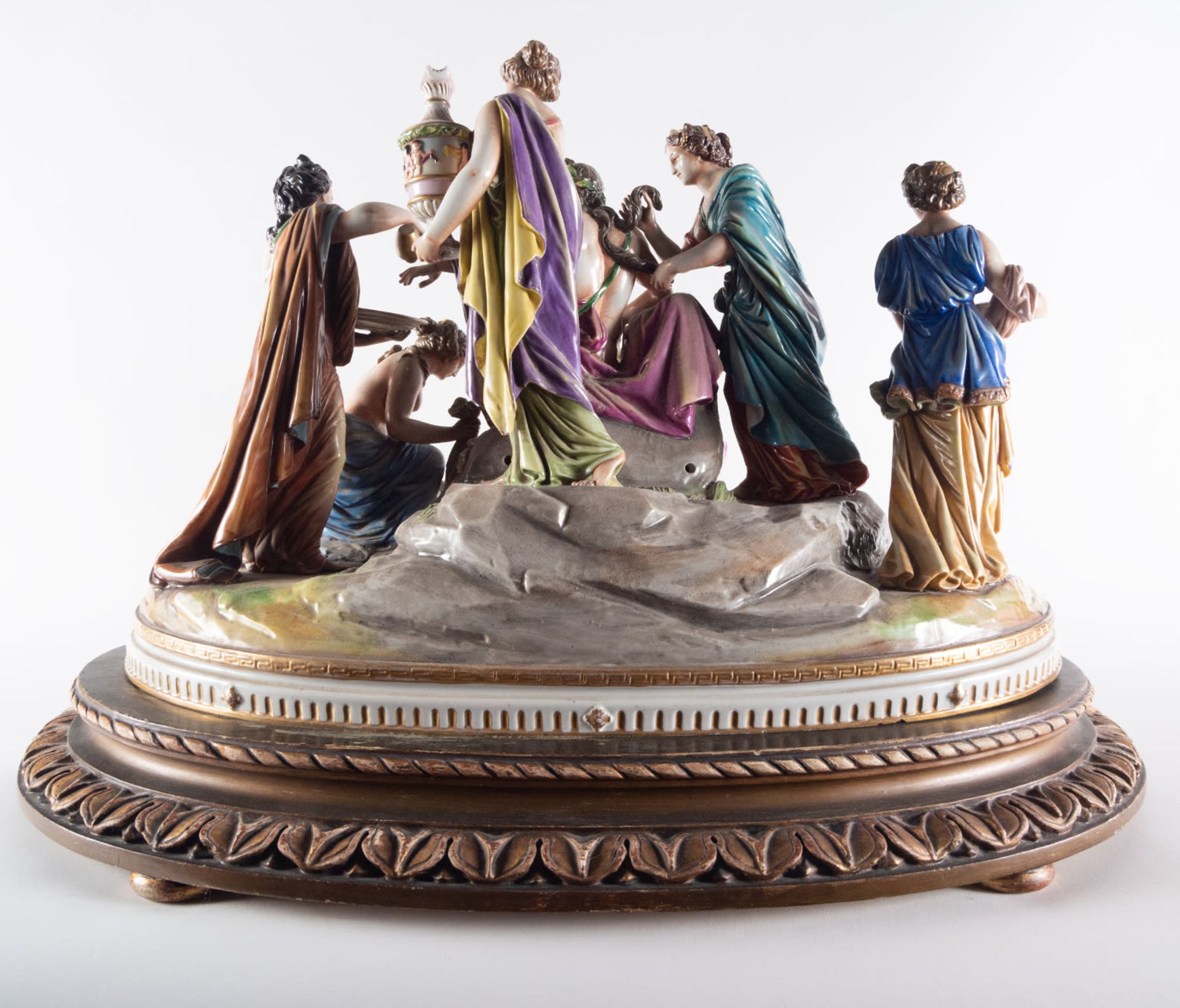 The Bath of Apollo, an important porcelain group from Capodimonte, 19th century - Bild 4 aus 5