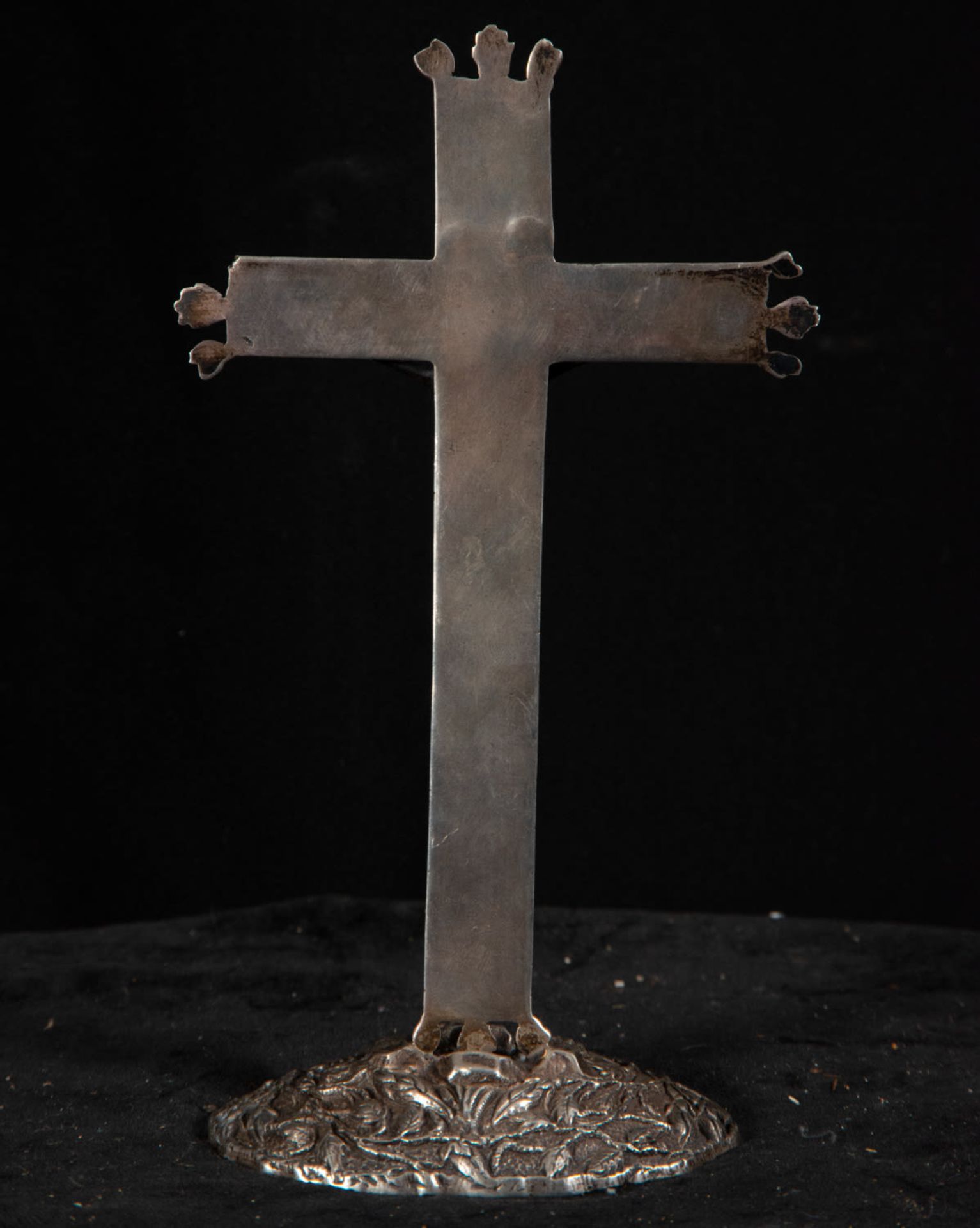 Gothic style tabletop crucifix - Bild 3 aus 3