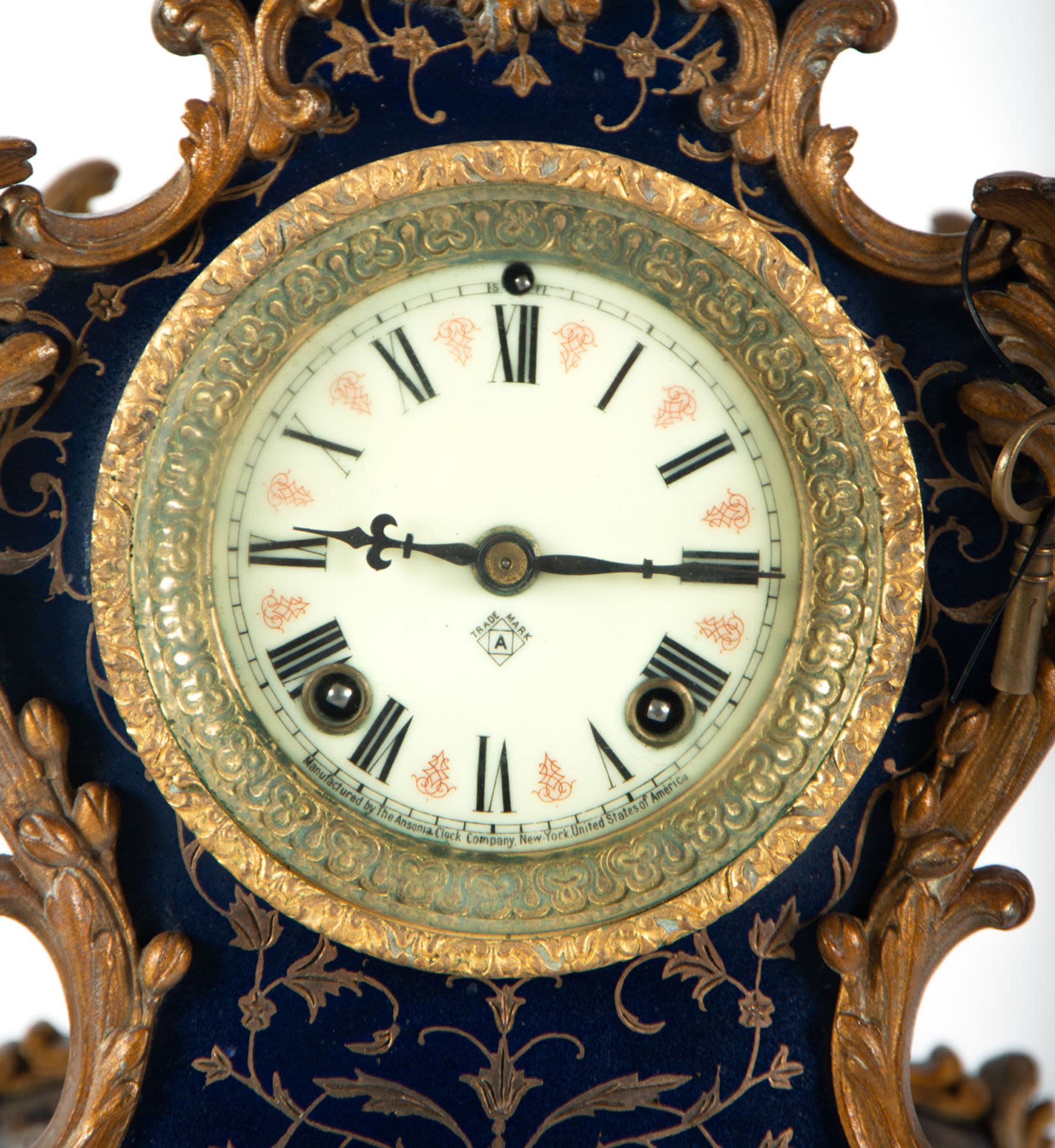 Louis XV style clock in gilt bronze and enamels, 19th century - Bild 3 aus 5