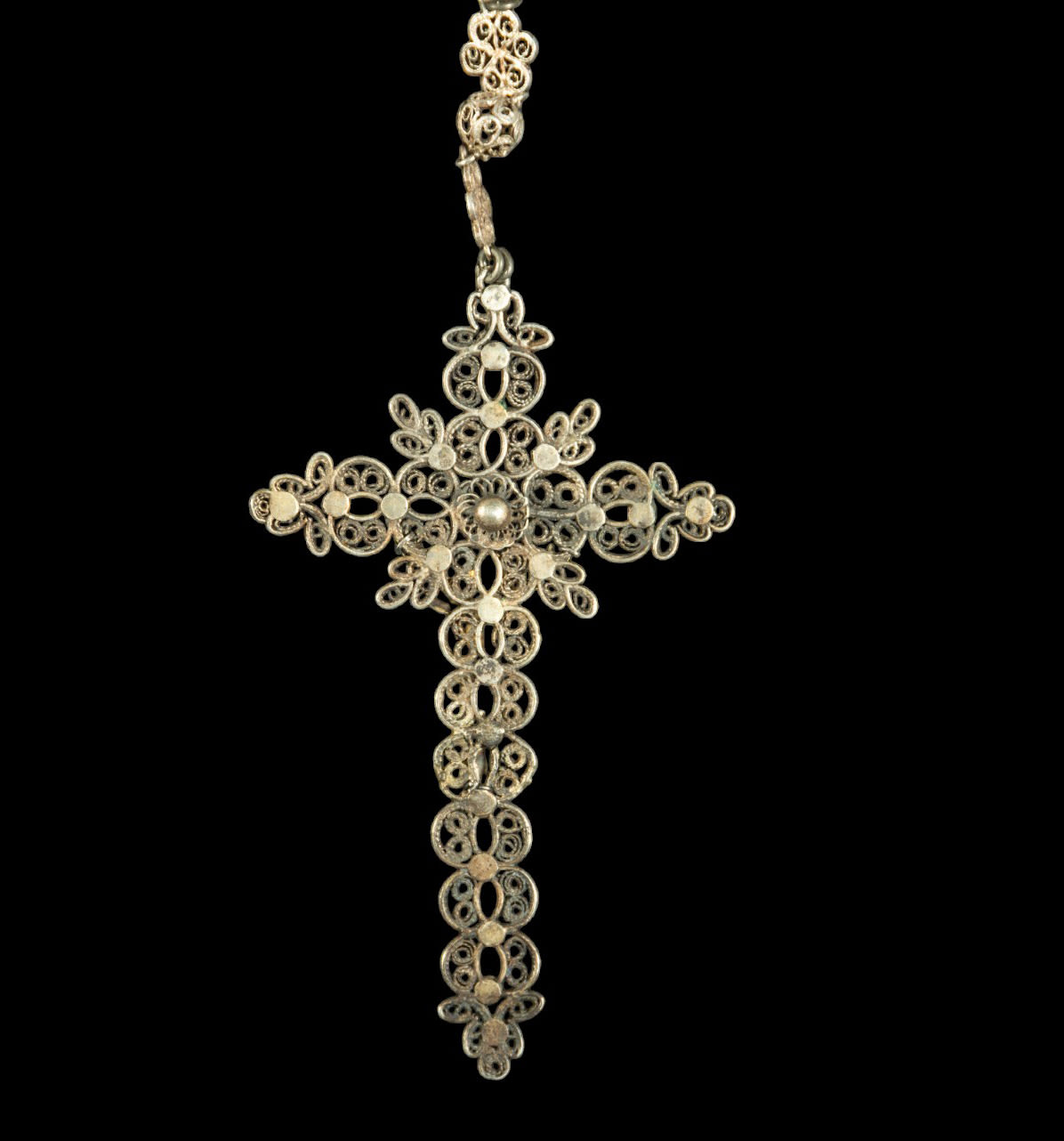 Exquisite Large Rosary from Southern Italy in fine silver filigree and large faceted Jet balls, 18th - Image 2 of 3