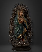 Exquisite Virgin of Los Dolores in Alabaster Huamanga Polychrome and silver, colonial work from the