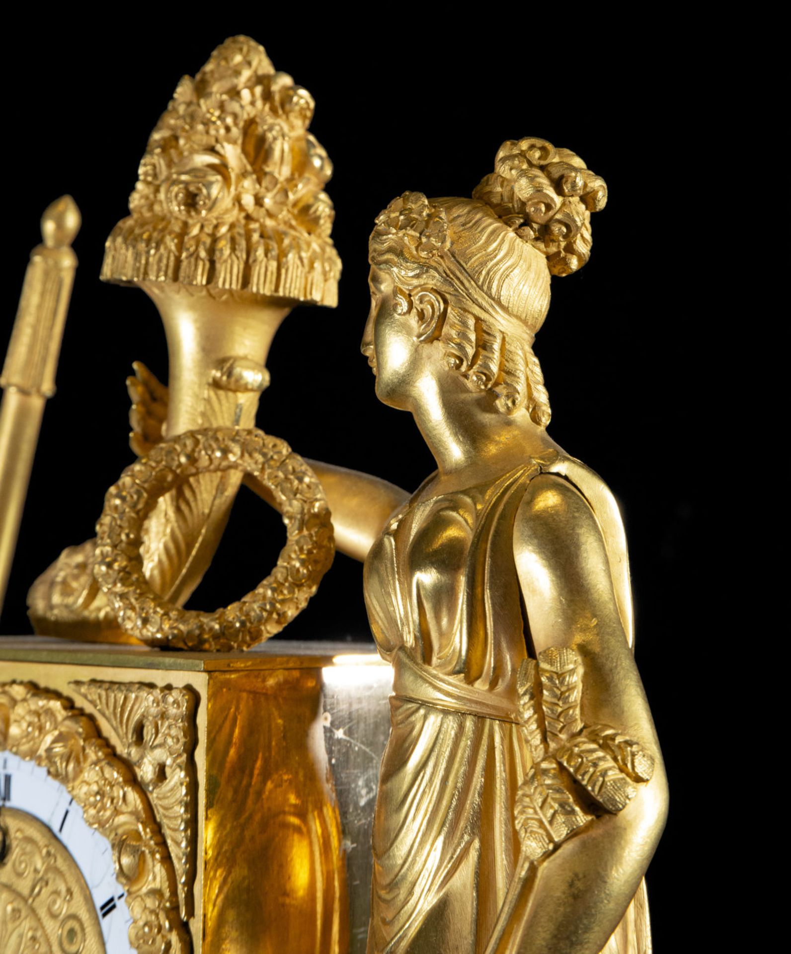 Important French Empire table clock in mercury-gilded bronze, French work from the 19th century - Bild 9 aus 11