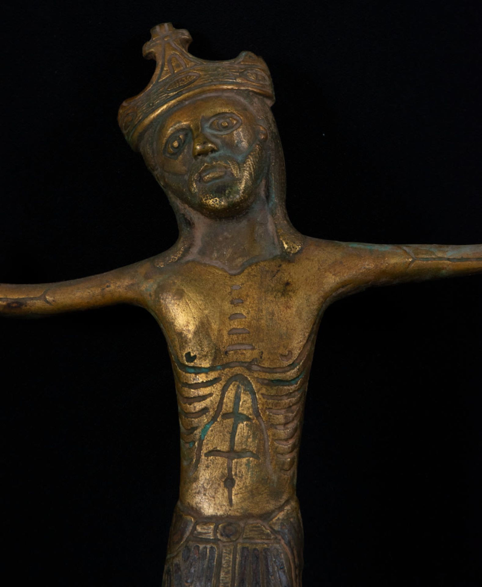 According to Limoges Gothic models, Christ in enamelled bronze - Bild 2 aus 4