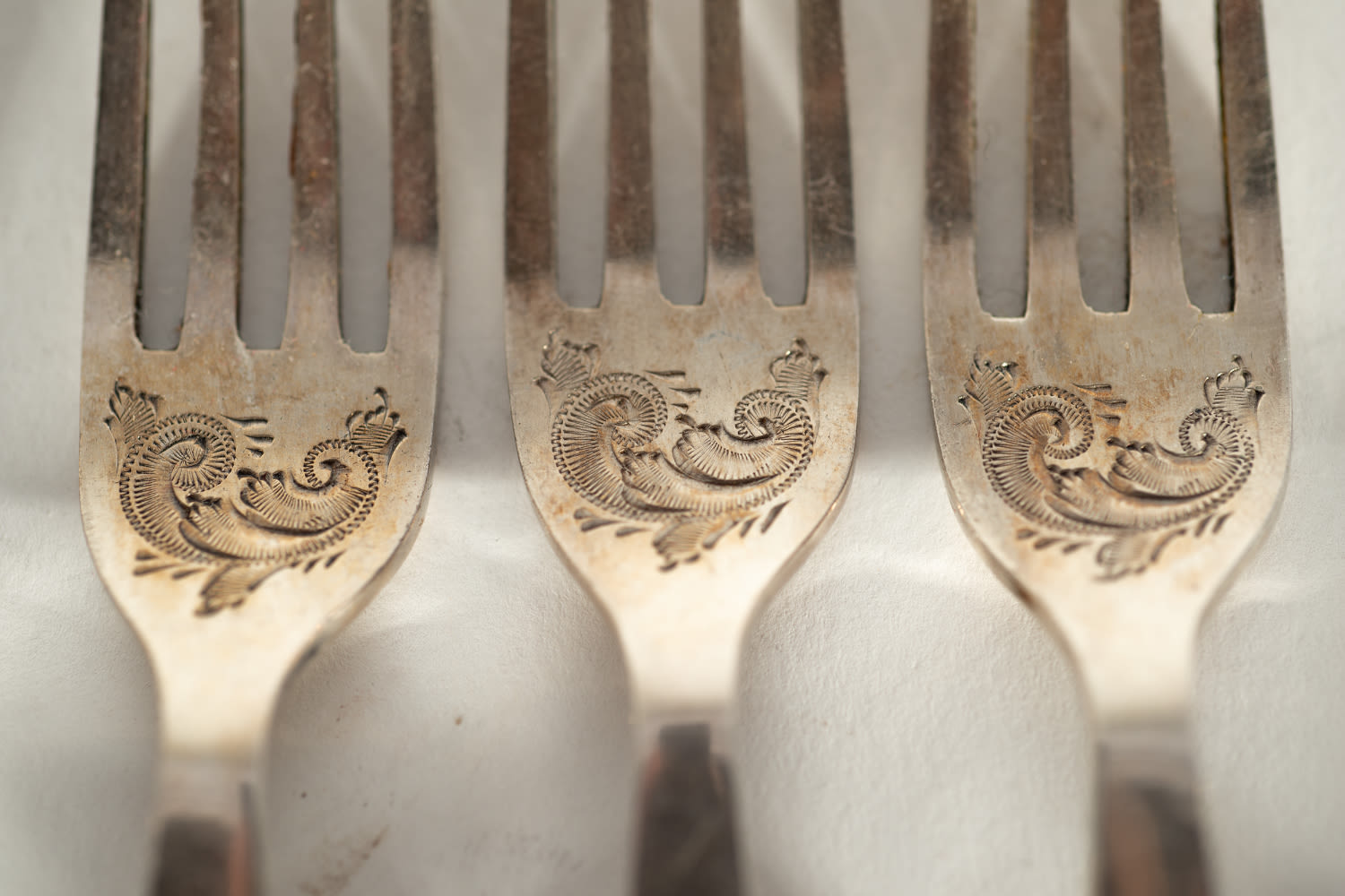 Victorian Dessert Cutlery, Marks of Silversmith Henry Wilkingson, Sheffield silver , late 19th centu - Image 3 of 3