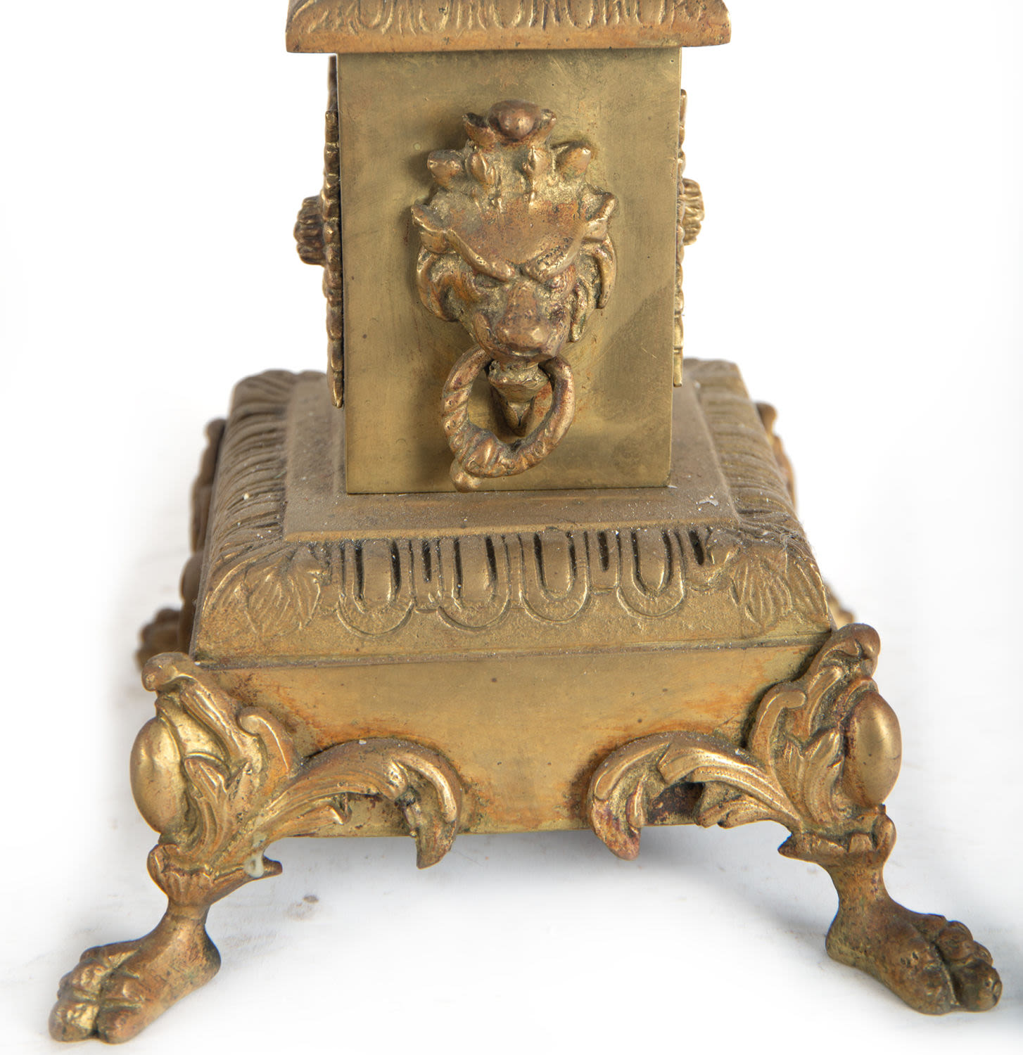 Garniture in gilt bronze with caryatids. Charles X style, 19th century - Image 7 of 9