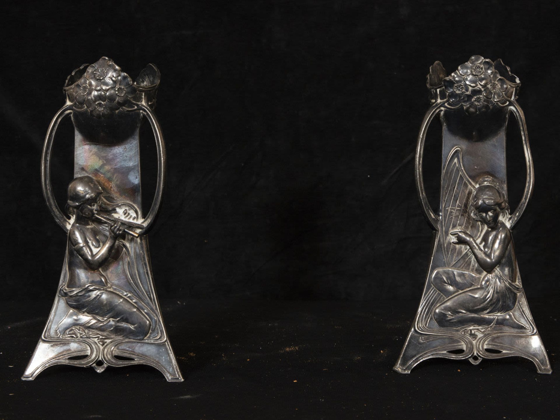 Pair of elegant Art Nouveau vases in silver-plated bronze, 1920s