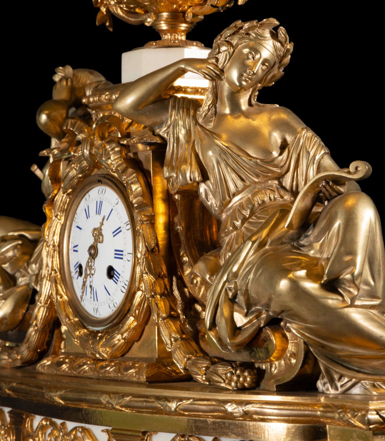 Beautiful and Monumental French Garrison Napoleon III in gilded bronze from the 19th century and whi - Image 9 of 14