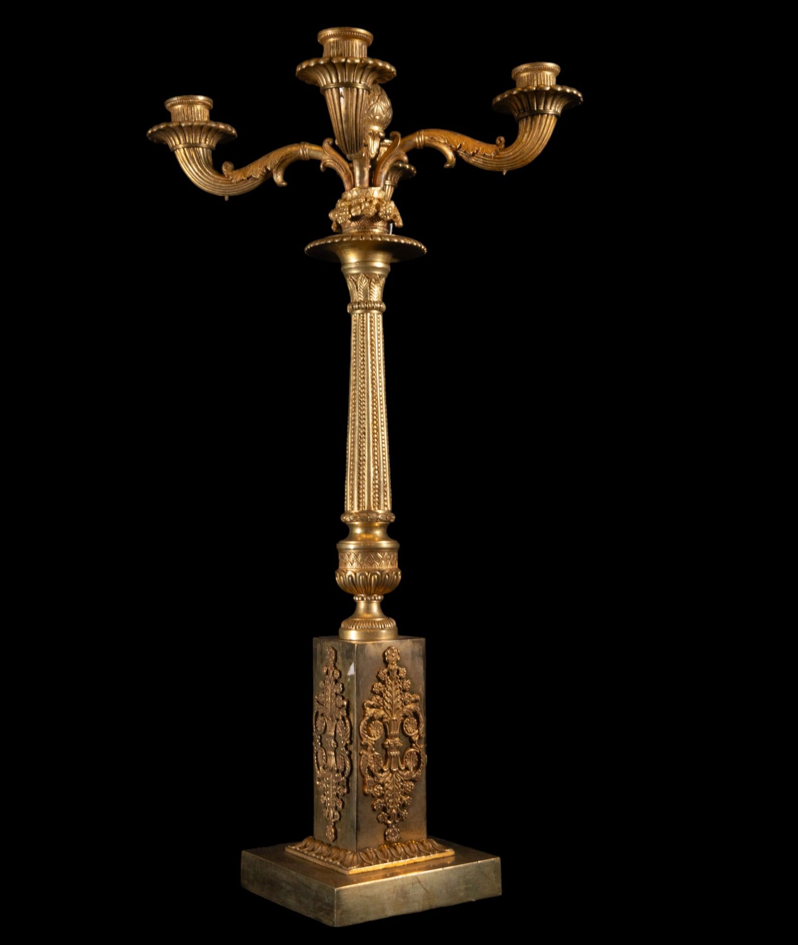 Pair of important candelabras, manner of Thomire, Pierre Philippe. French Empire 19th century - Bild 4 aus 8