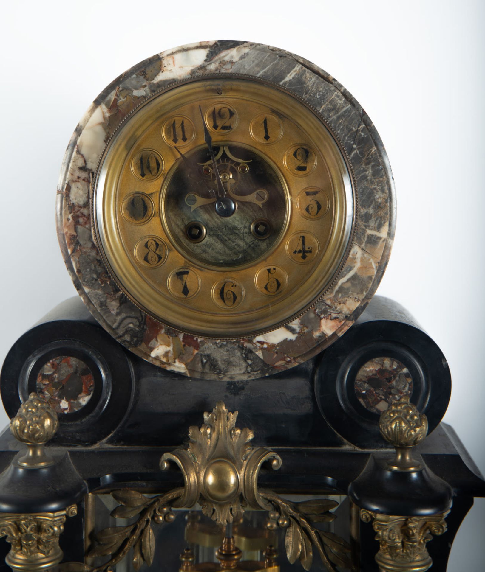 Black marble, gilt bronze and mercury pendulum garniture, 19th - 20th century - Image 7 of 12