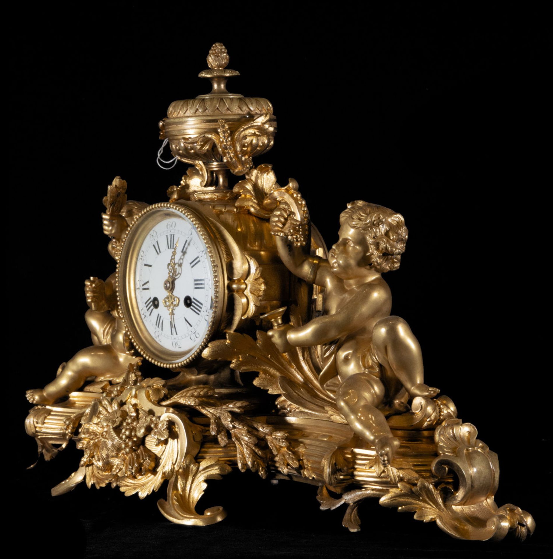 Large Napoleon III Table Clock in mercury-gilded "ormolú" bronze, 19th century - Bild 10 aus 12