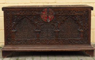 Post-Nasrid Granada or Cádiz chest from the 18th century