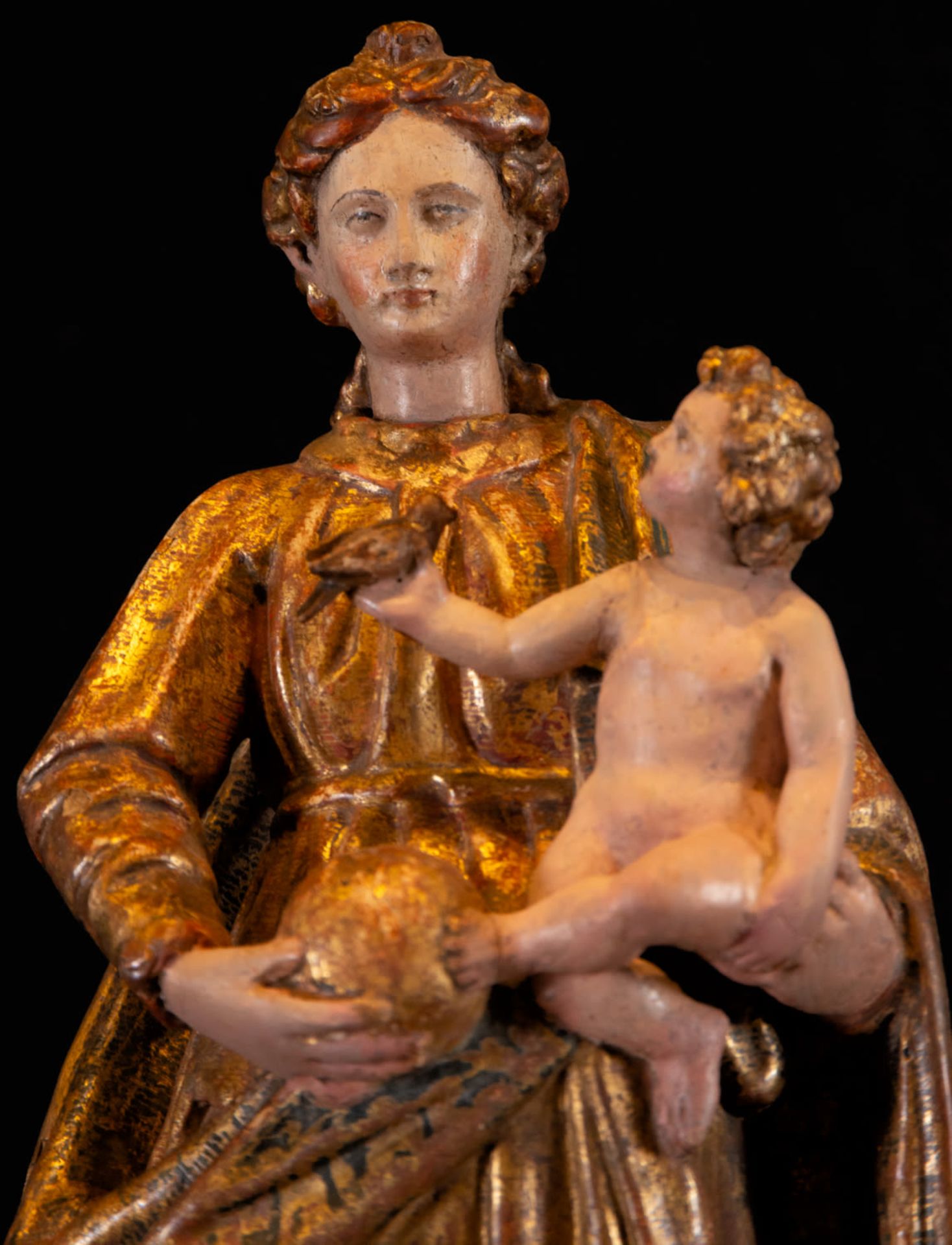 Spectacular sculpture in tabletop carving Virgin and Child Italian Romanist or Brabant, Renaissance  - Image 2 of 5