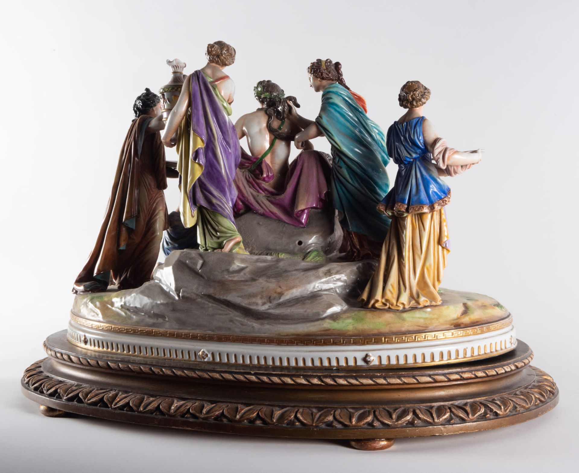 The Bath of Apollo, an important porcelain group from Capodimonte, 19th century - Bild 5 aus 5