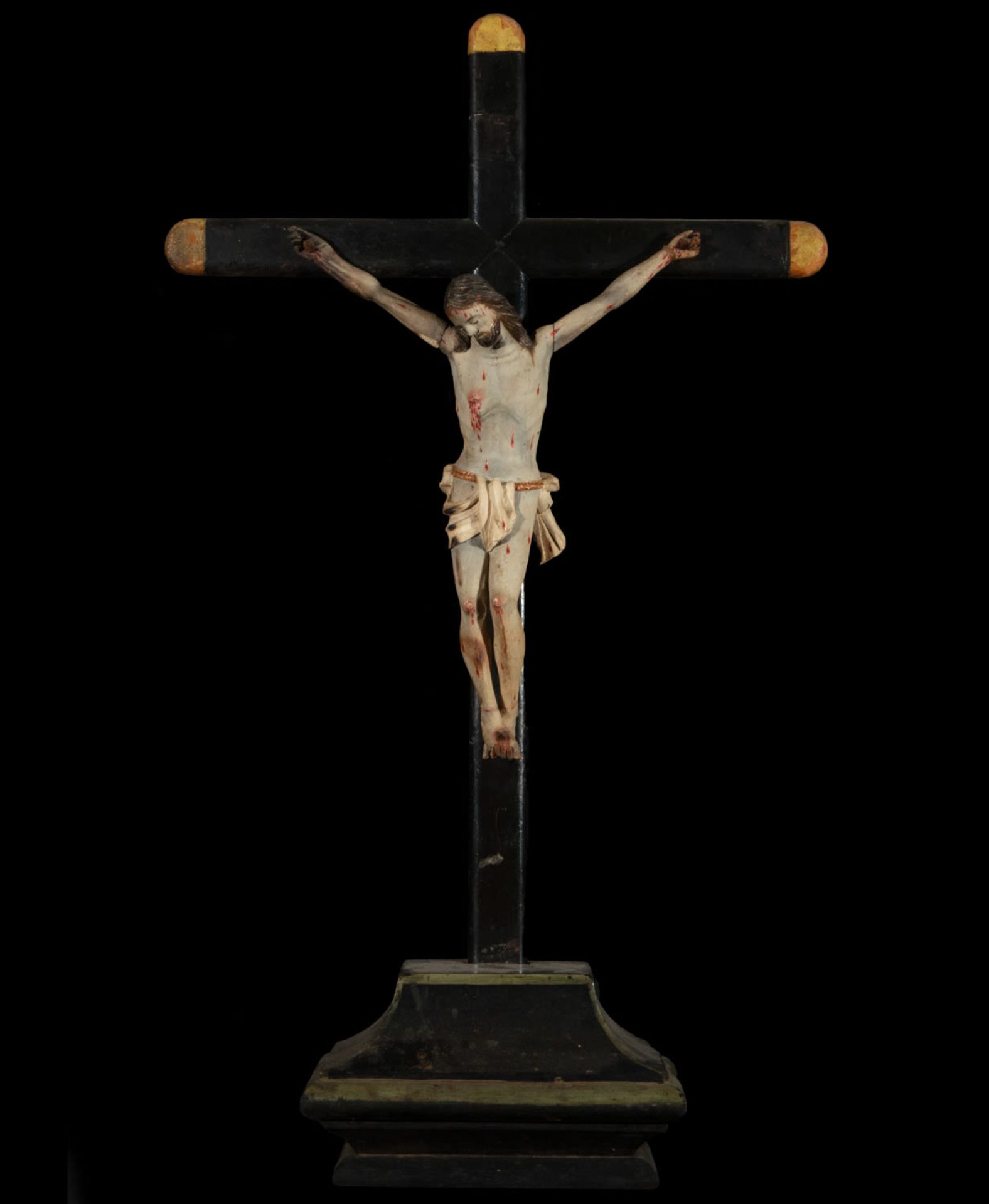 Expiring Filipino Christ in polychrome wood, 19th century Philippine colonial school