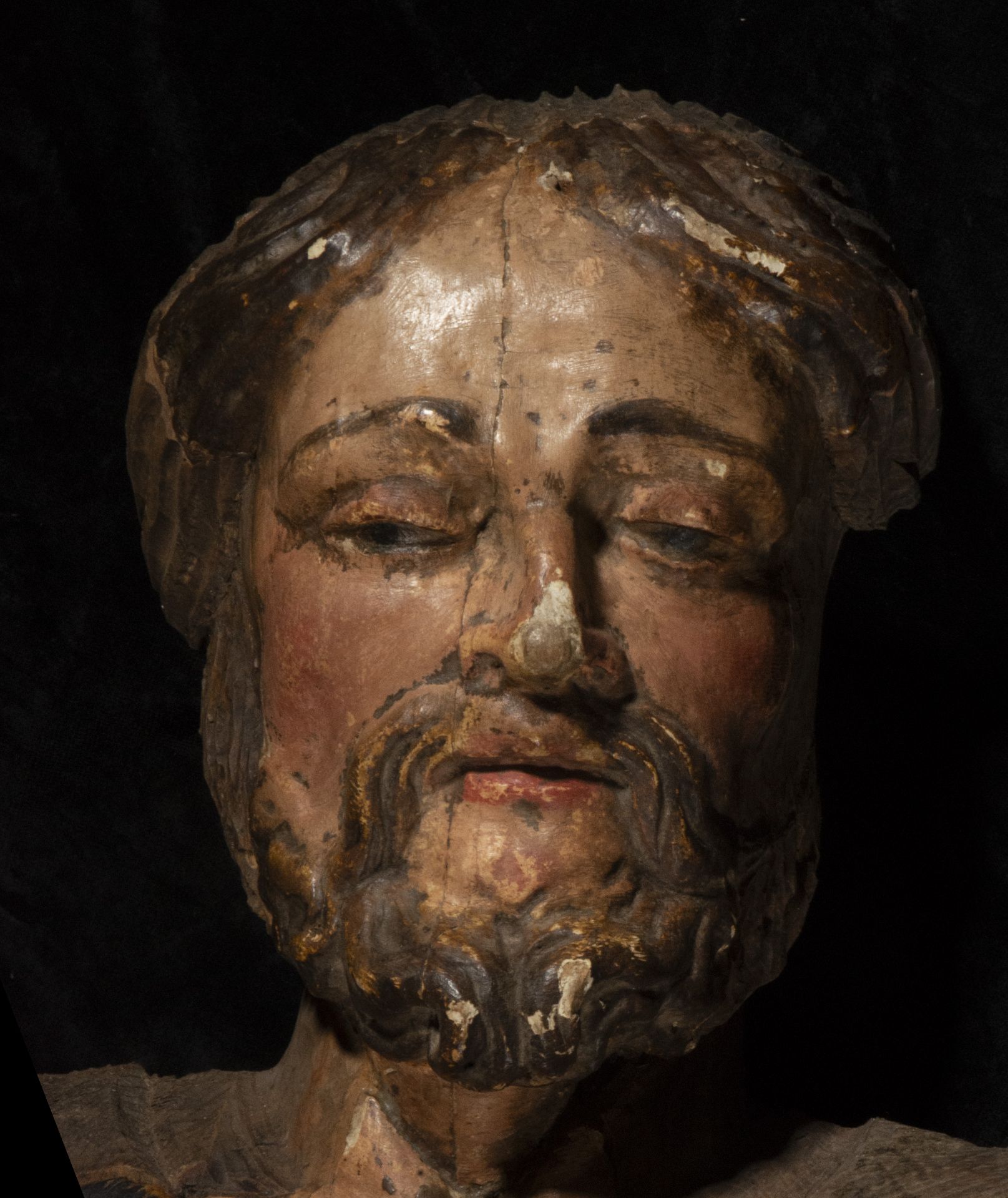 Relief of Saint James the Great in wood carving, 16th century Castilian school - Bild 2 aus 8