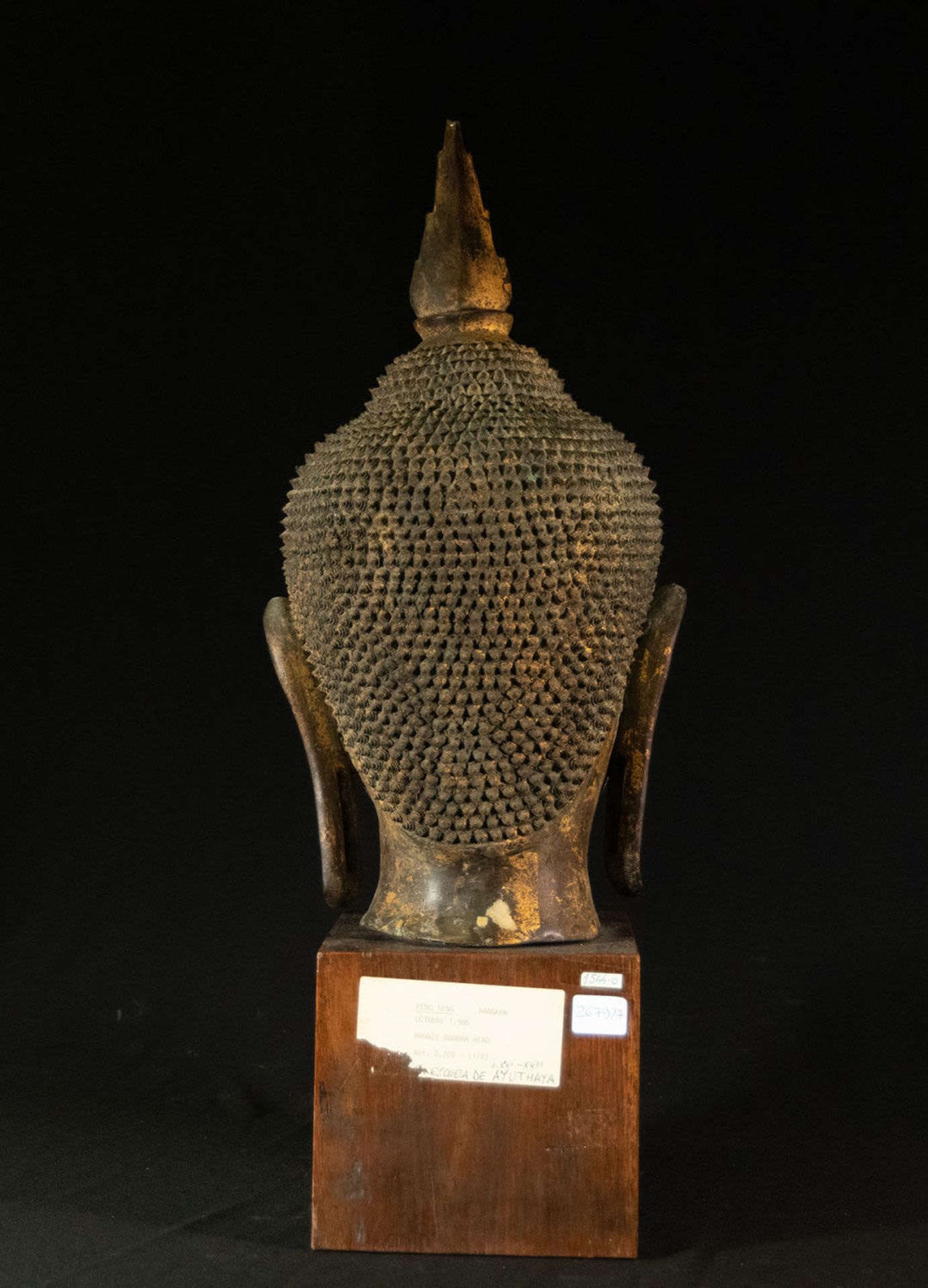 Large Gilt Bronze Buddha Head, Cambodia, 17th century - Bild 4 aus 4