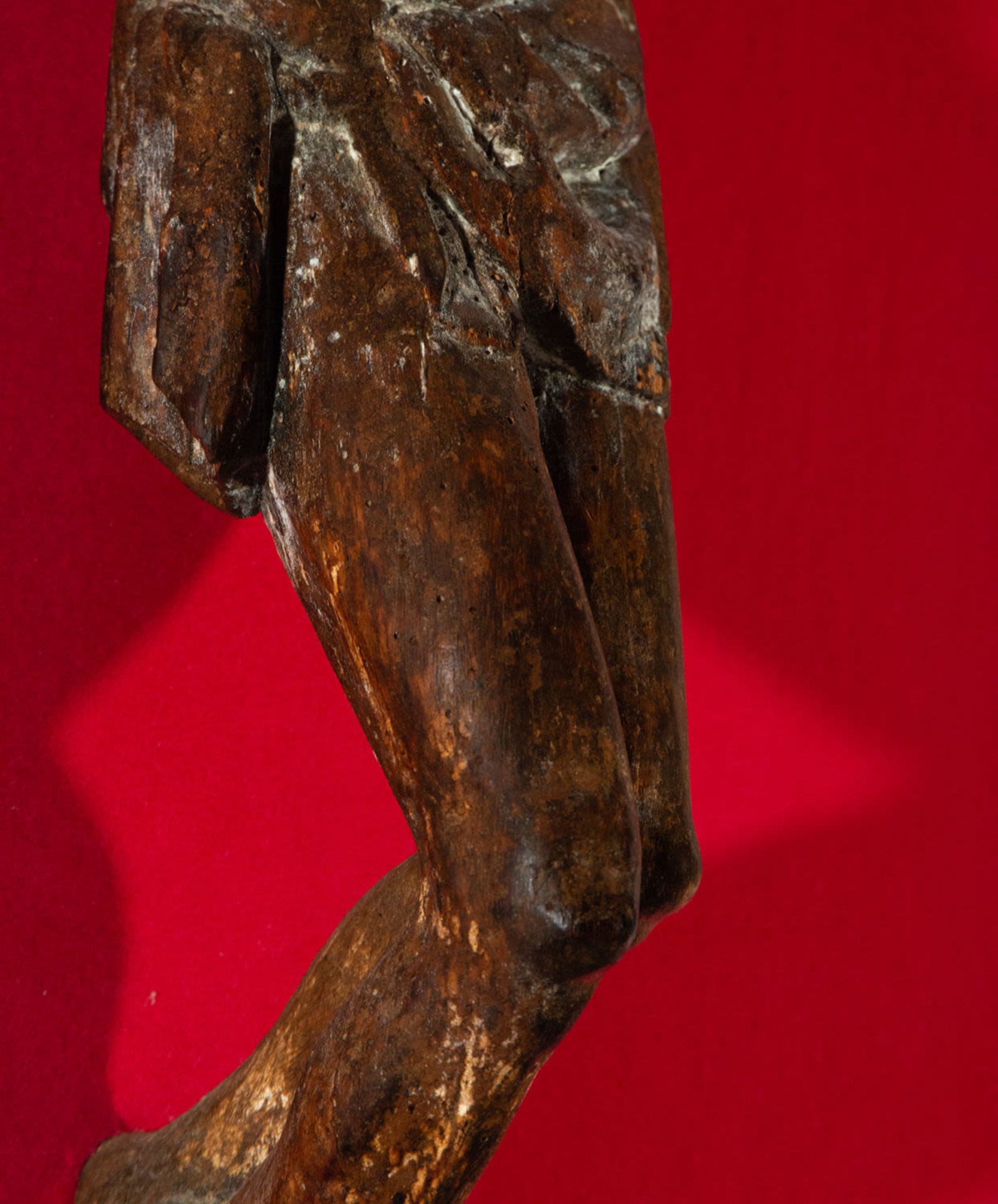 Expiring Christ in Boxwood, Navarra, first half of the 16th century - Image 4 of 4