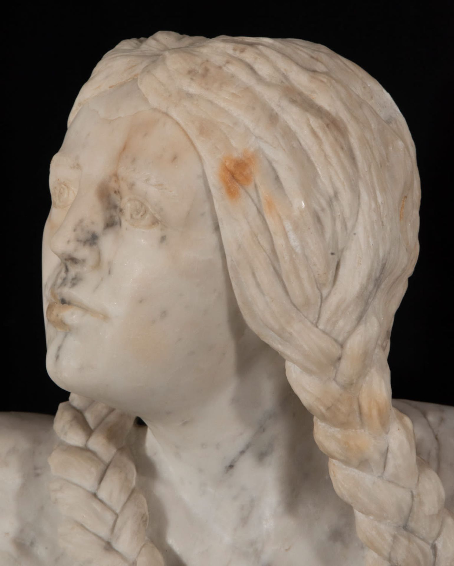 Pair of decorative busts of a Roman legionnaire and maiden, in marble, 19th century - Bild 3 aus 7