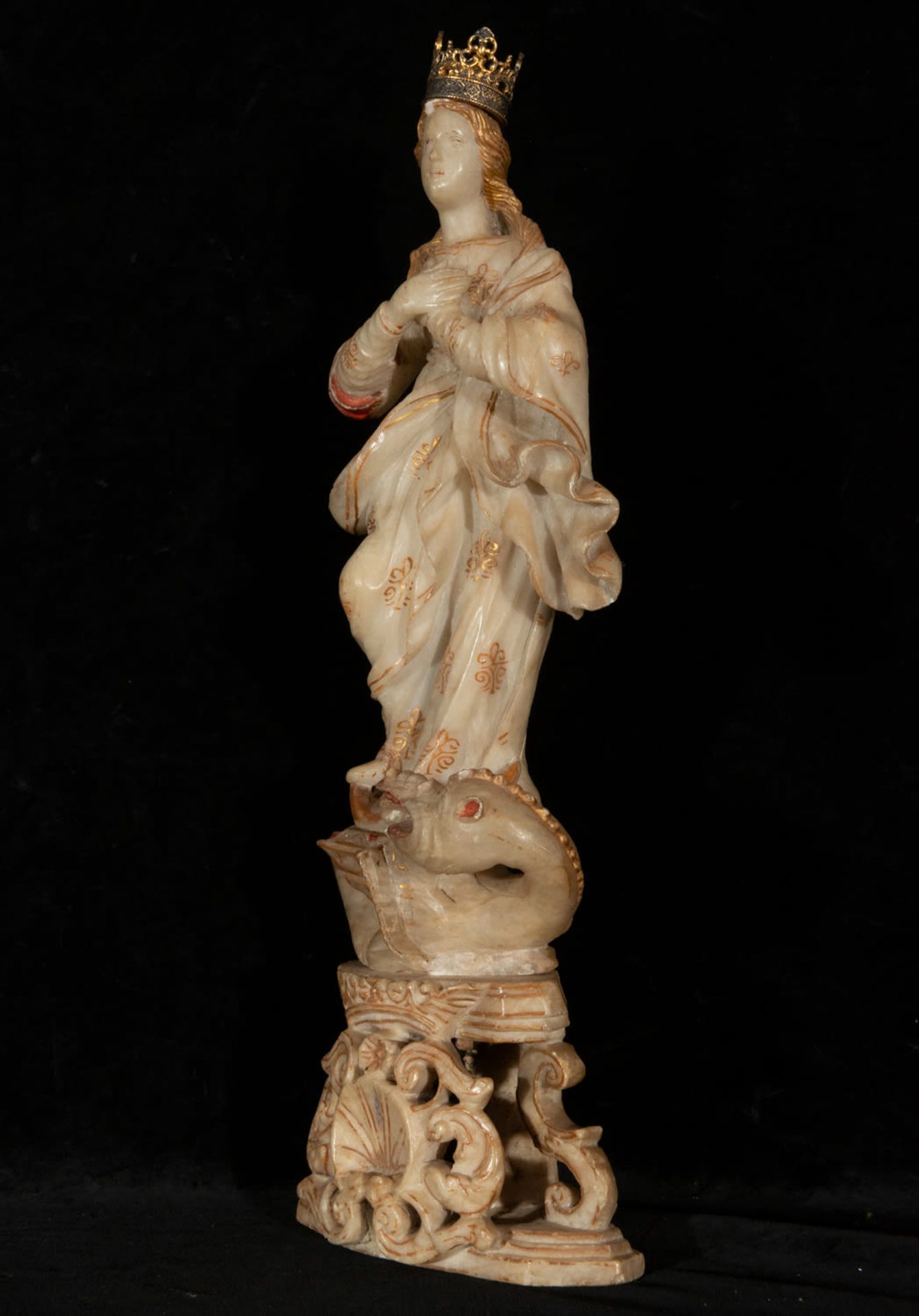 Magnificent Immaculate Virgin of Huamanga Alabaster, Viceregal colonial work of Peru, 17th Century S - Image 3 of 5