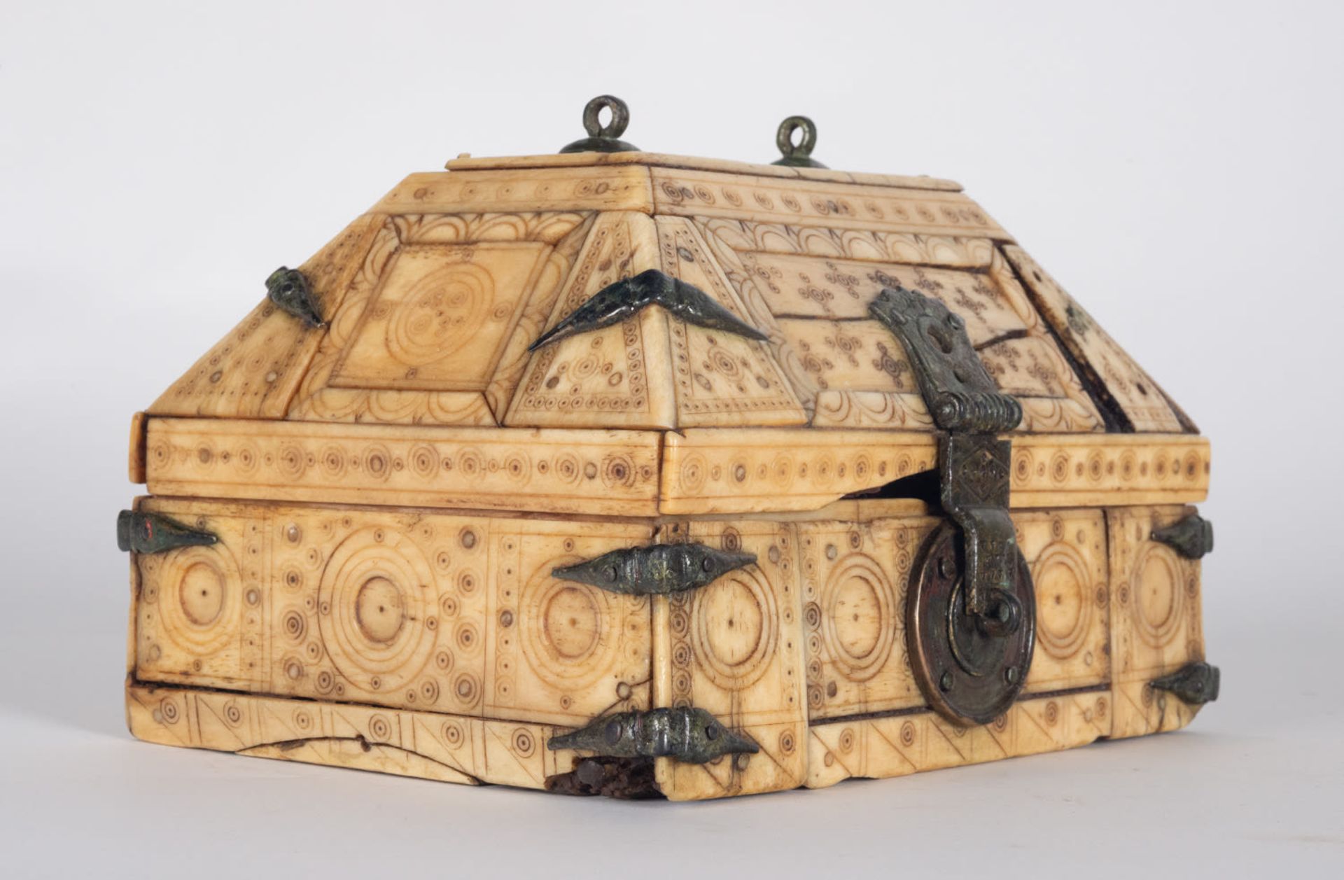 Rare bone box and wrought iron Siculo - Norman casket in the Germanic or Norman style, ex-european p