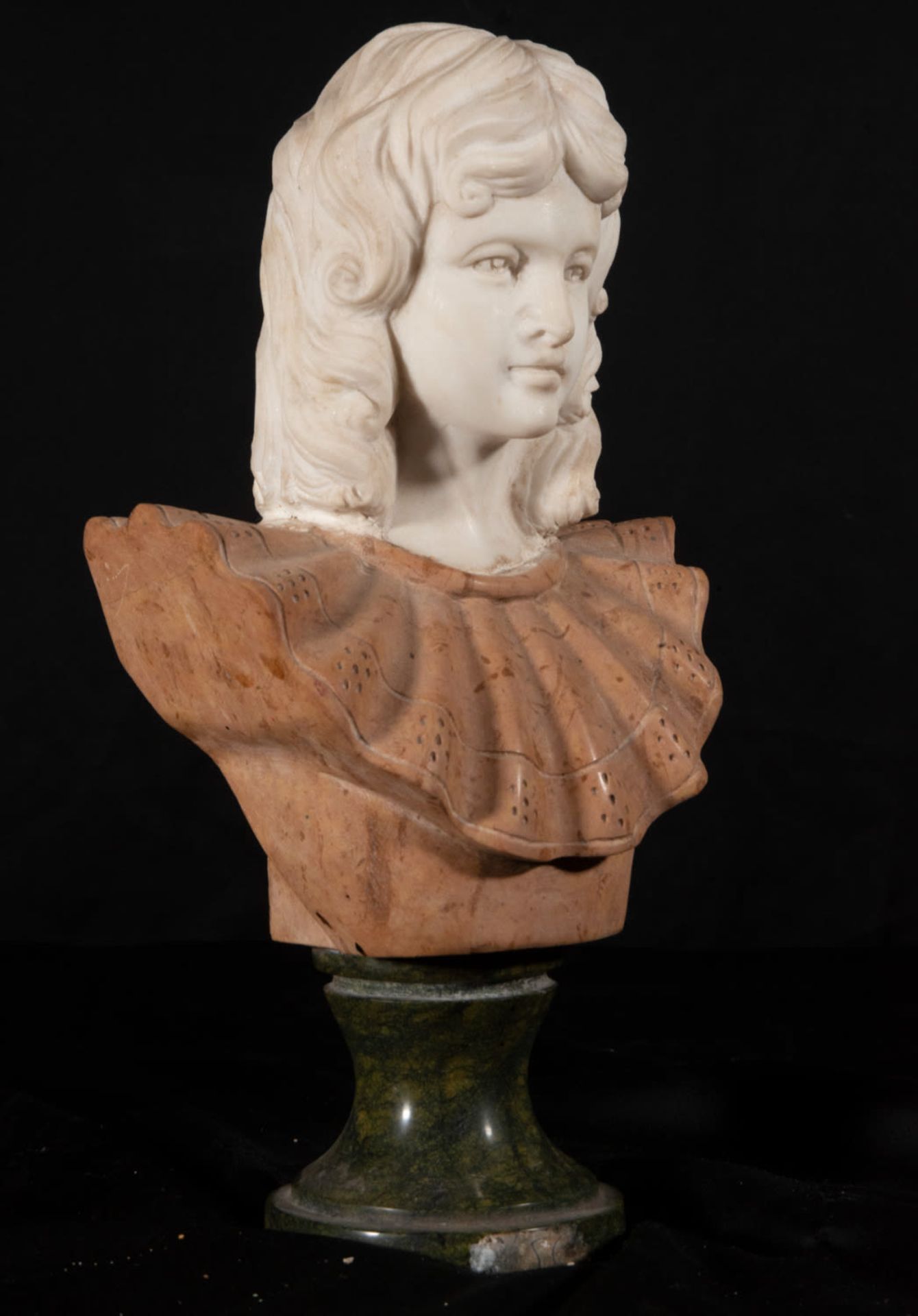 Bust of a young Italian modernist lady, 19th - 20th centuries - Image 4 of 5