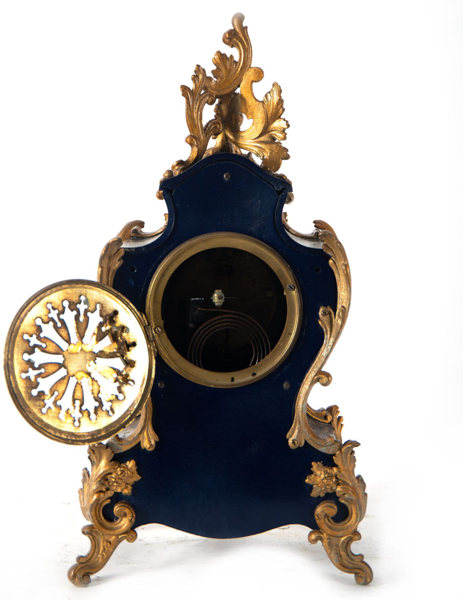 Louis XV style clock in gilt bronze and enamels, 19th century - Image 5 of 5