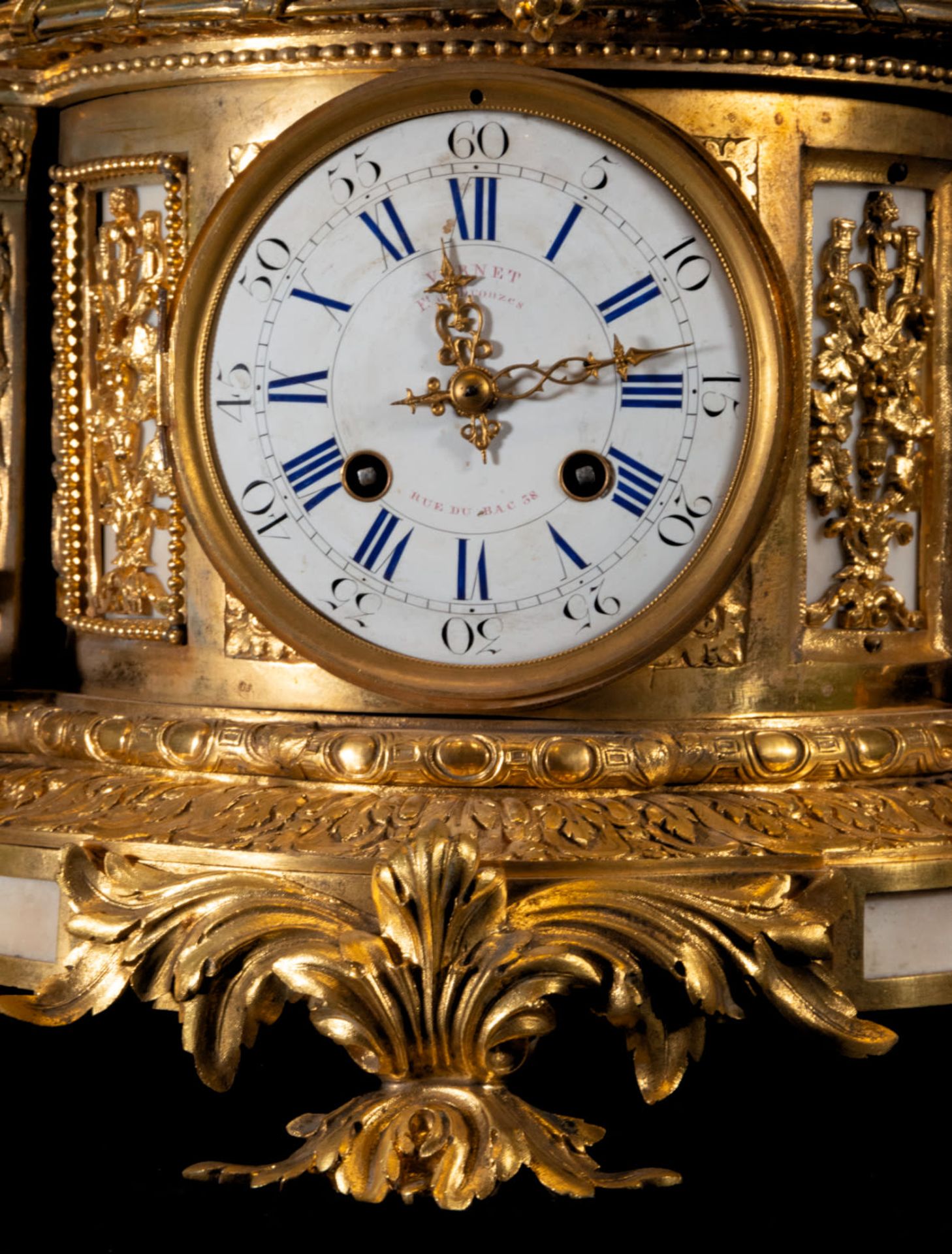 Exquisite Large French Table Clock in Mercury-Gilded Bronze and Alabaster with Bacchus and Goat, Nap - Bild 4 aus 9