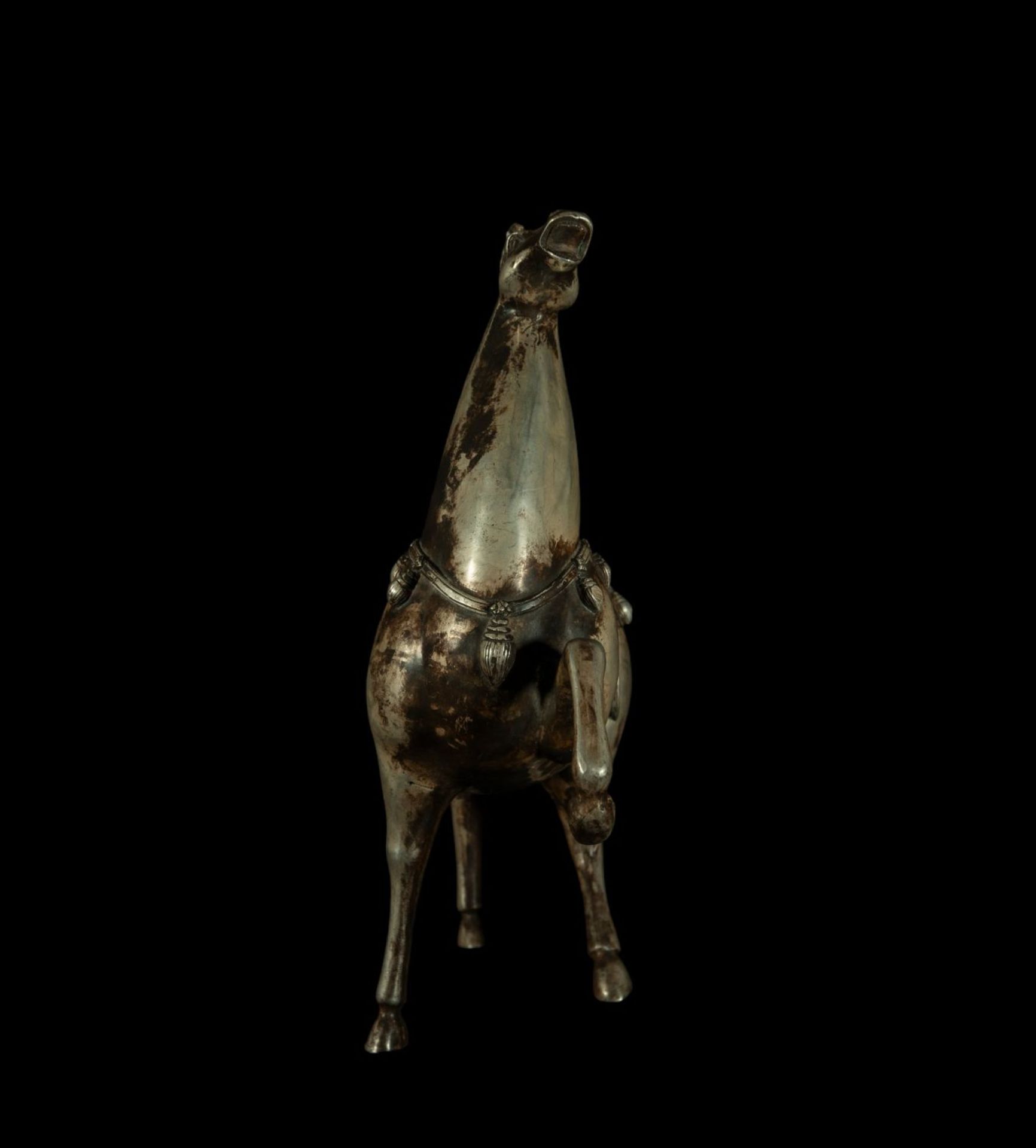 Refined and Decorative Horse in 700 Tibetan silver weighing more than 3.8 Kg, 19th century North Chi - Bild 6 aus 6