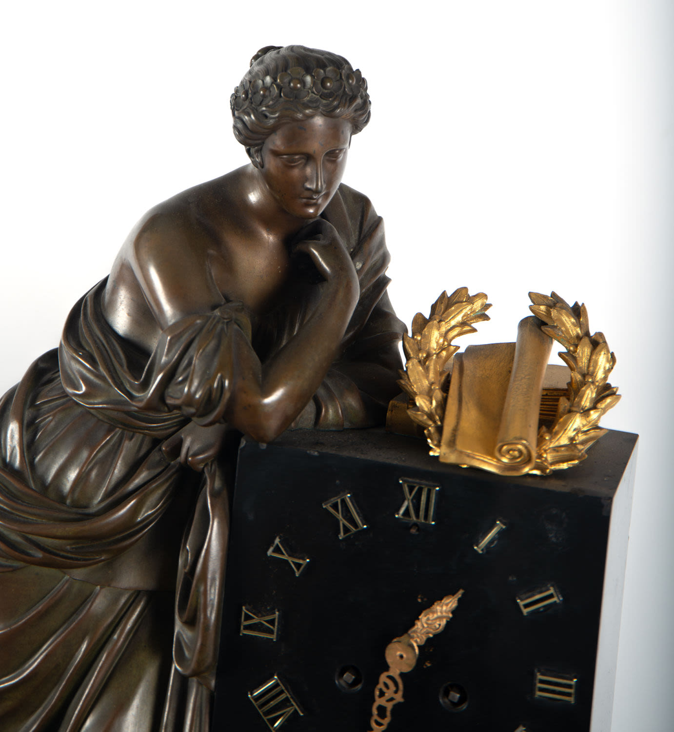 Large mantle clock representing the Goddess Venus, 19th century - Image 3 of 8