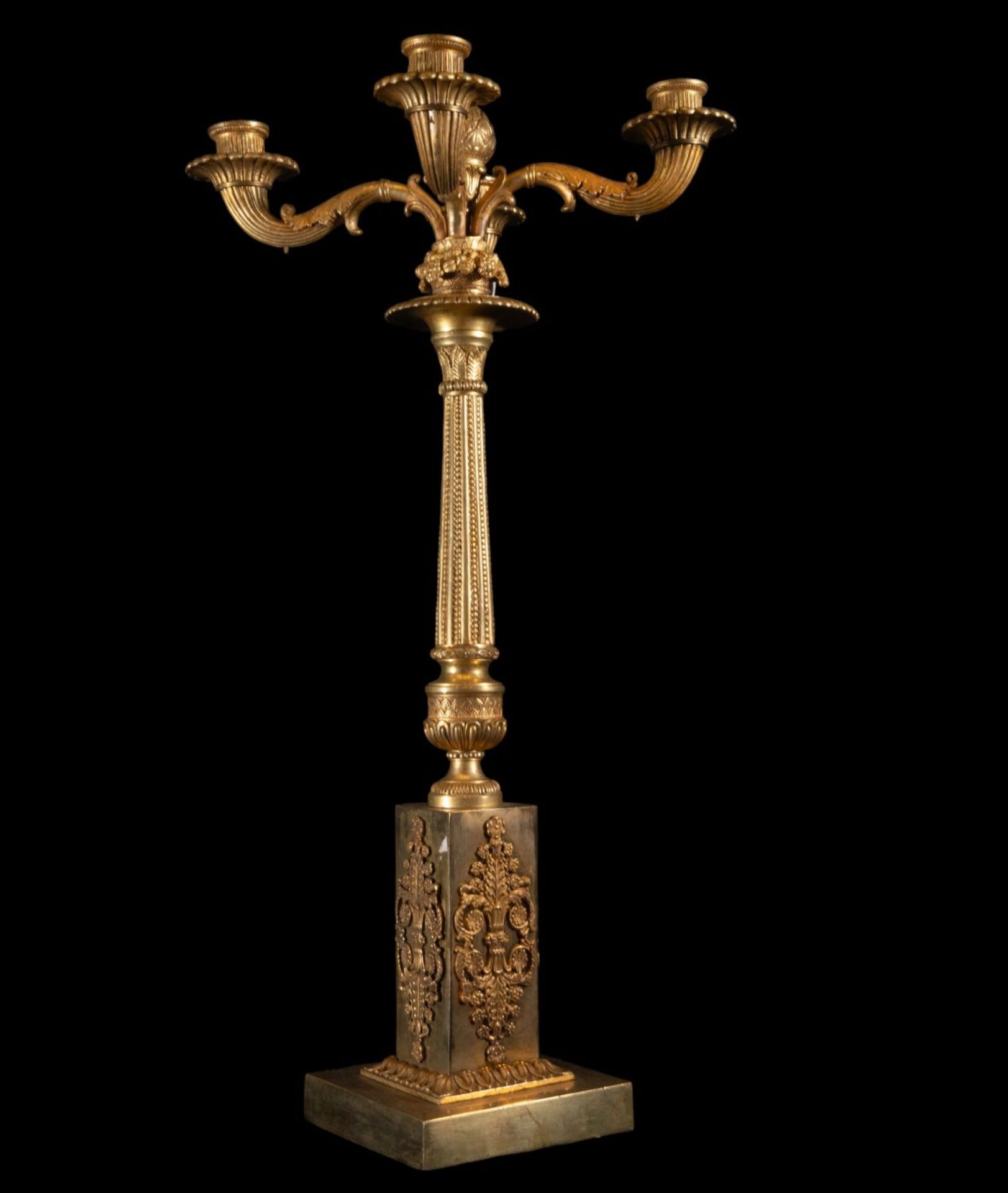 Pair of important candelabras, manner of Thomire, Pierre Philippe. French Empire 19th century - Bild 5 aus 8