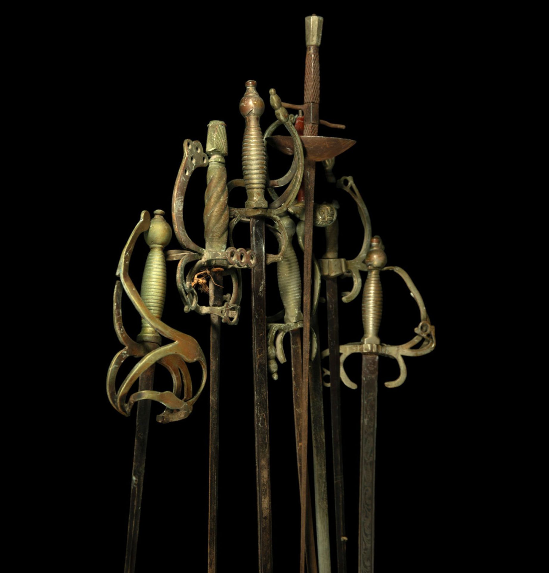 Lot of 8 swords, 20th century - Bild 2 aus 3