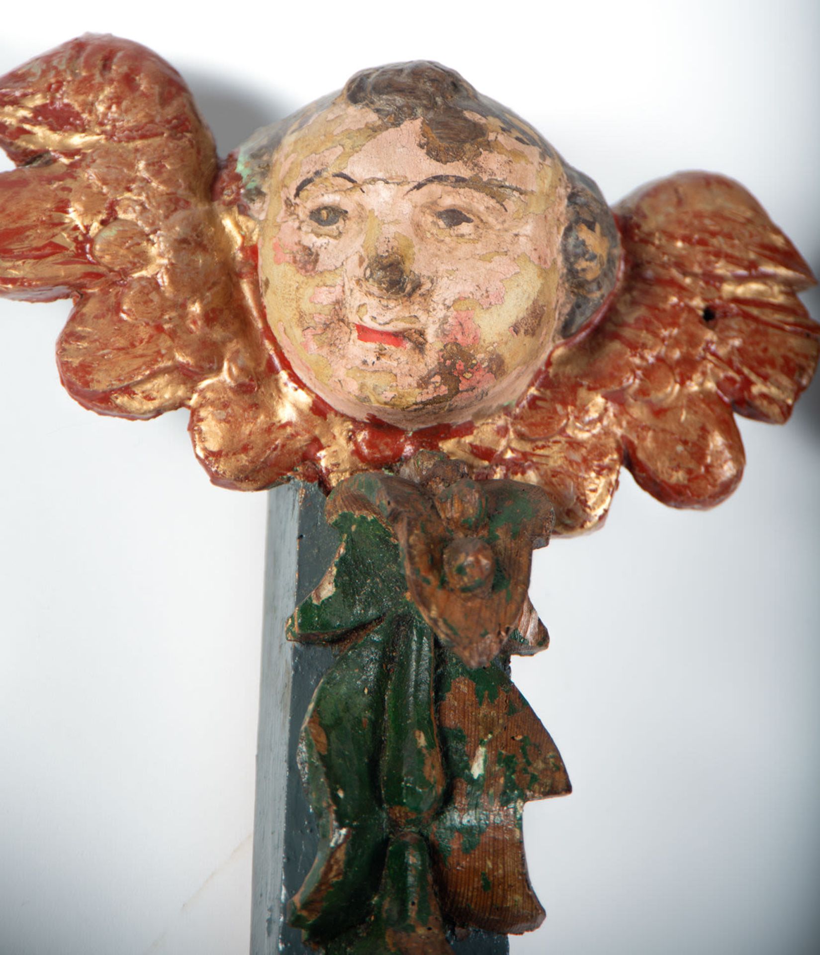 Pair of sconces for altarpiece of angels, Spain, 17th century - Image 5 of 8