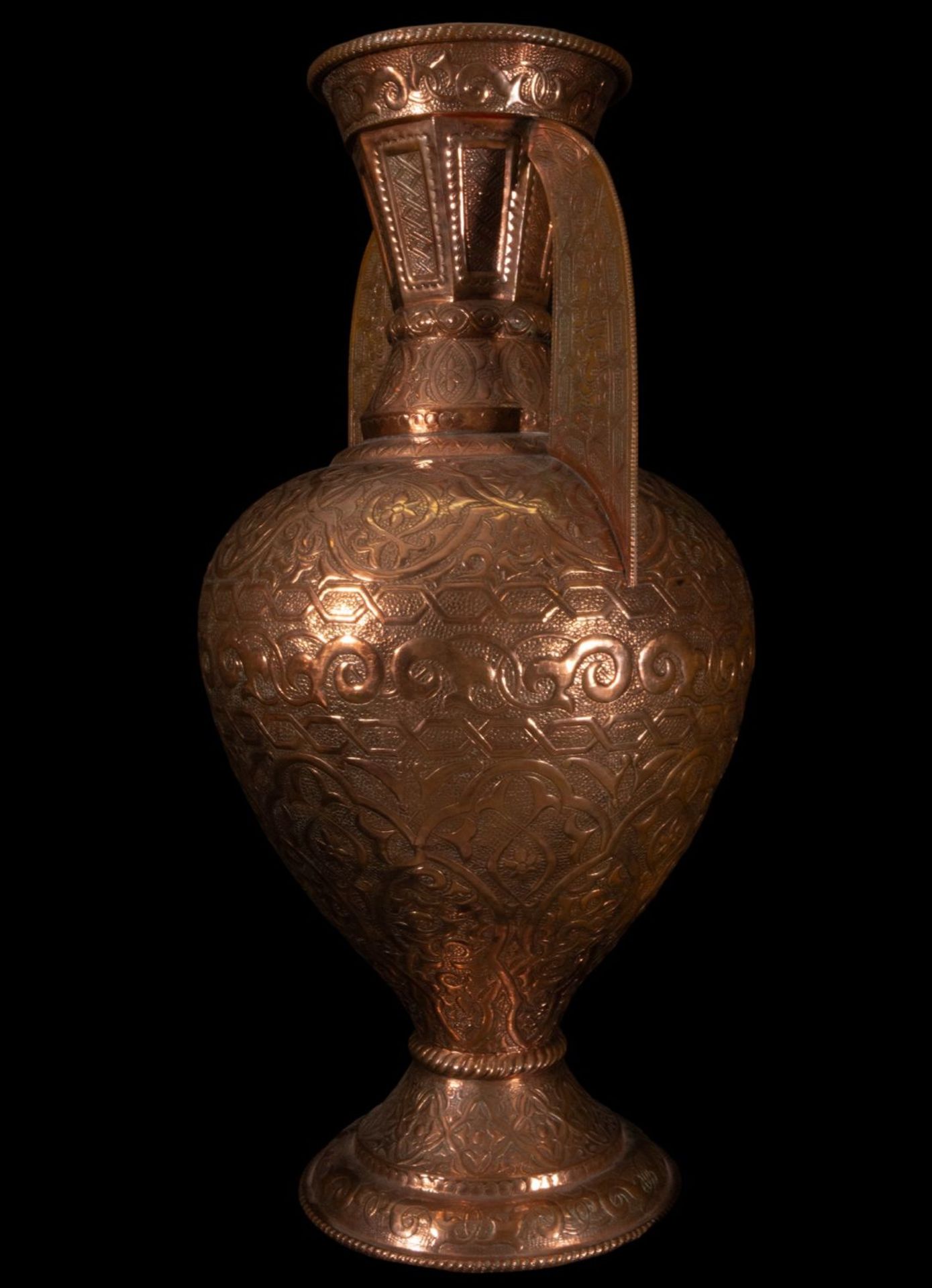 Pair of Large Embossed Copper Vases in the "Alhambra" style, Andalusian Granada work from the 19th c - Image 7 of 10