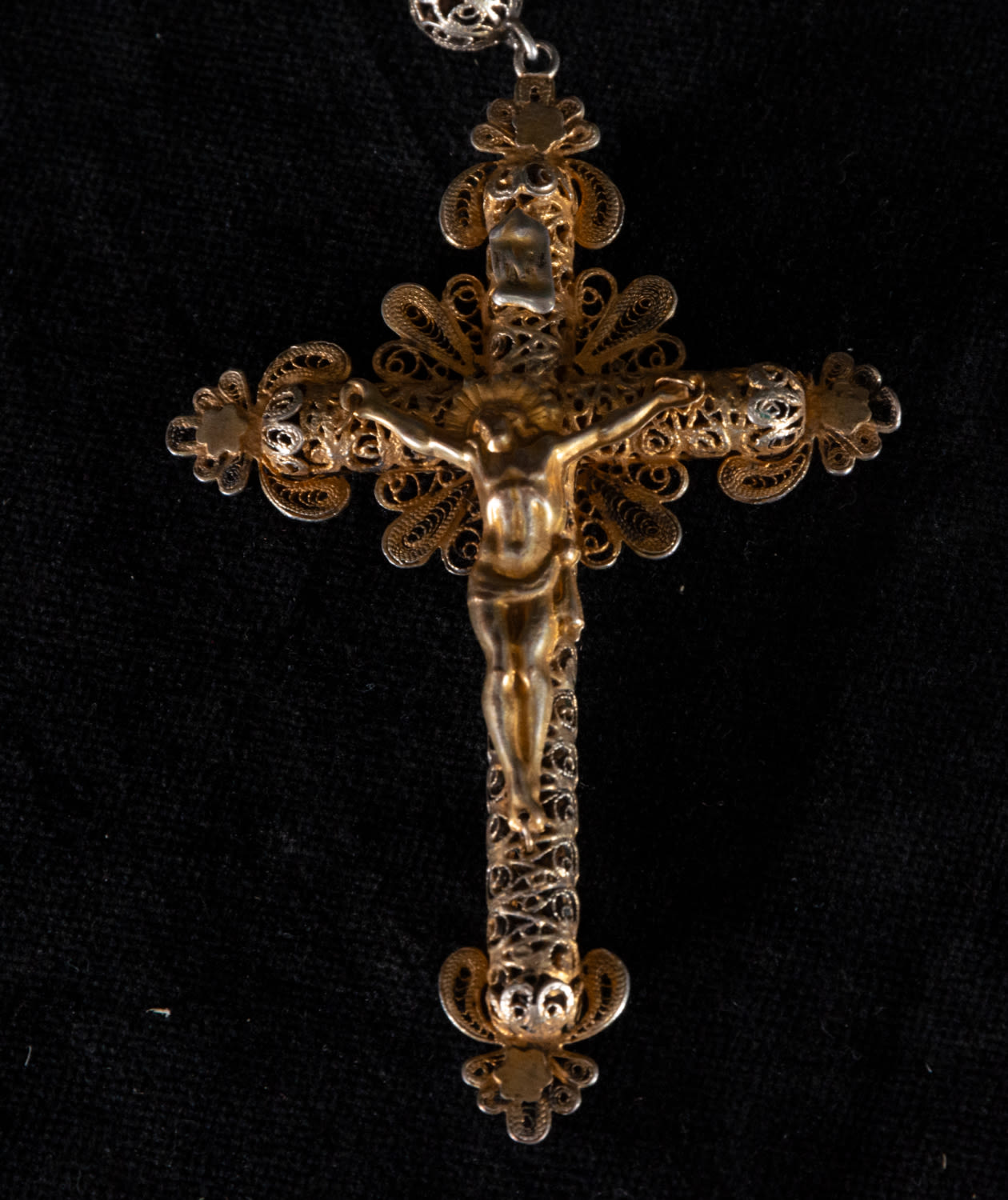 Filigree Rosary in Sterling Silver, 19th Century - Image 2 of 3