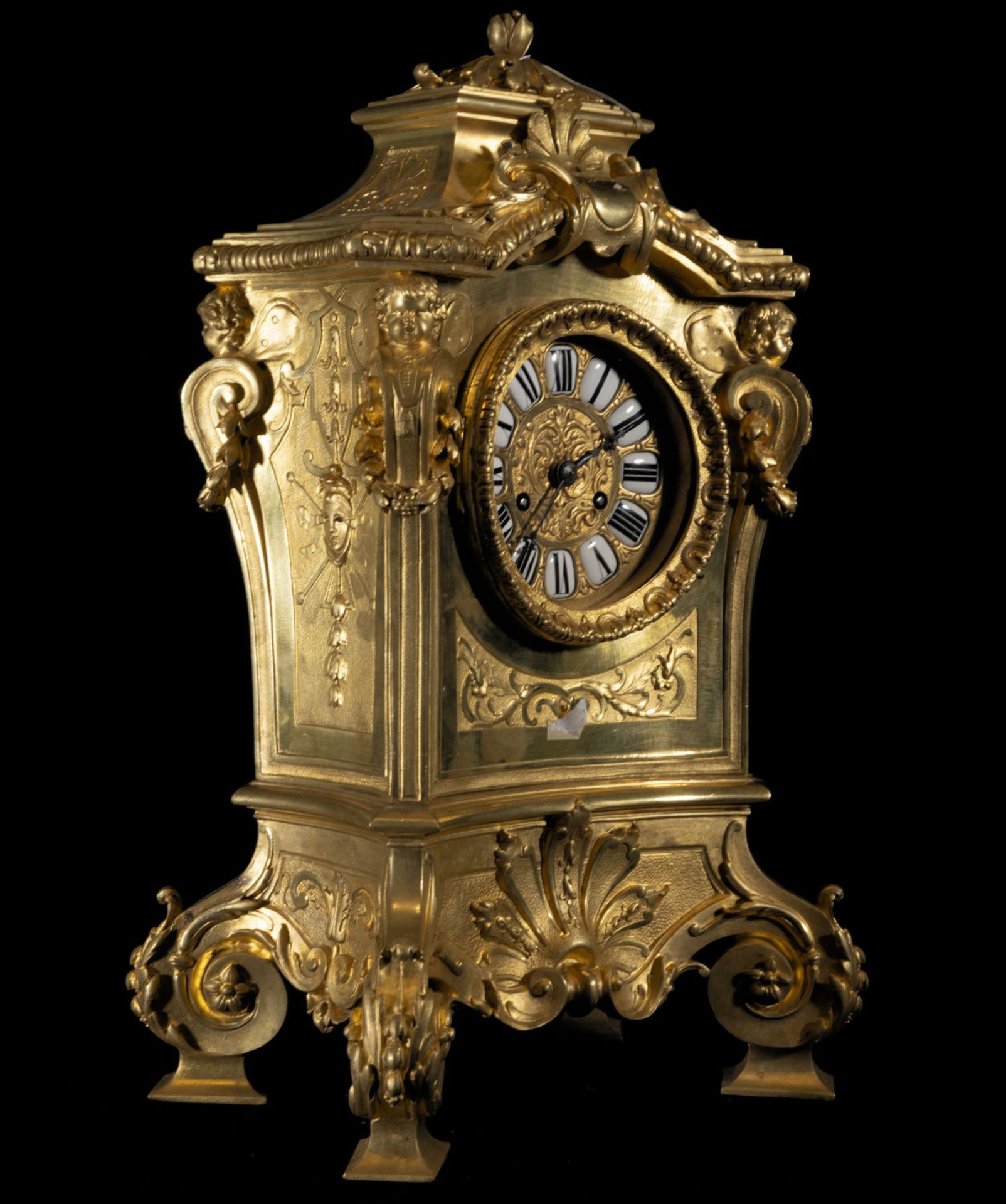 French Napoleon III Portico table clock in mercury gilded bronze from the 19th century - Image 5 of 6