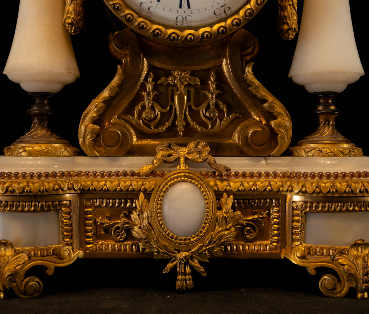 Louis XIV style bronze and alabaster clock, 19th century - Image 3 of 5